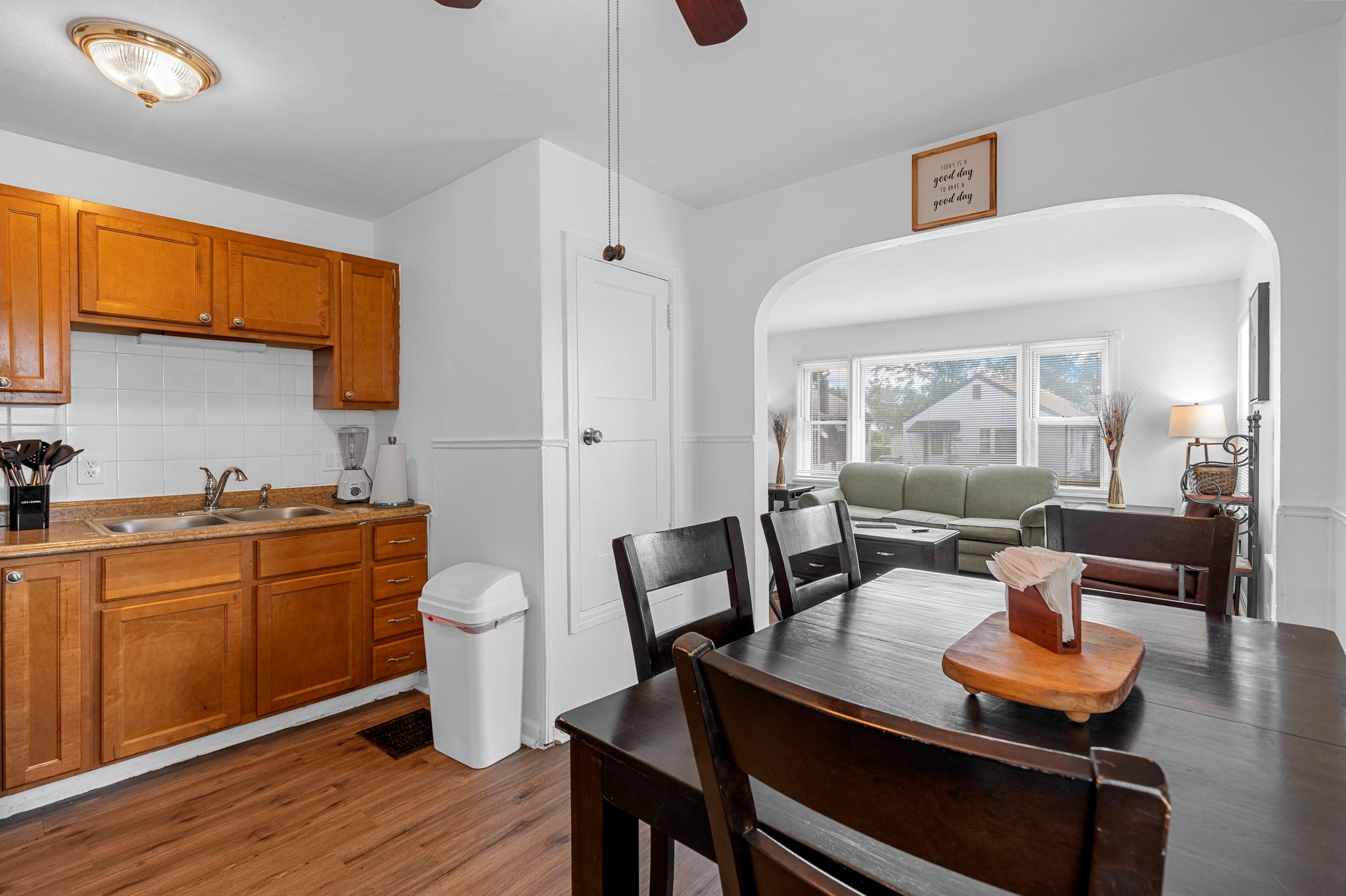2 Bedrooms Bedrooms, ,1 BathroomBathrooms,Other Homes,For Rent,1322