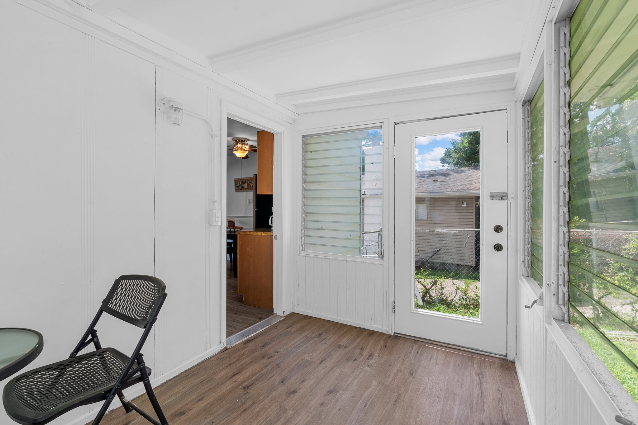 2 Bedrooms Bedrooms, ,1 BathroomBathrooms,Other Homes,For Rent,1322