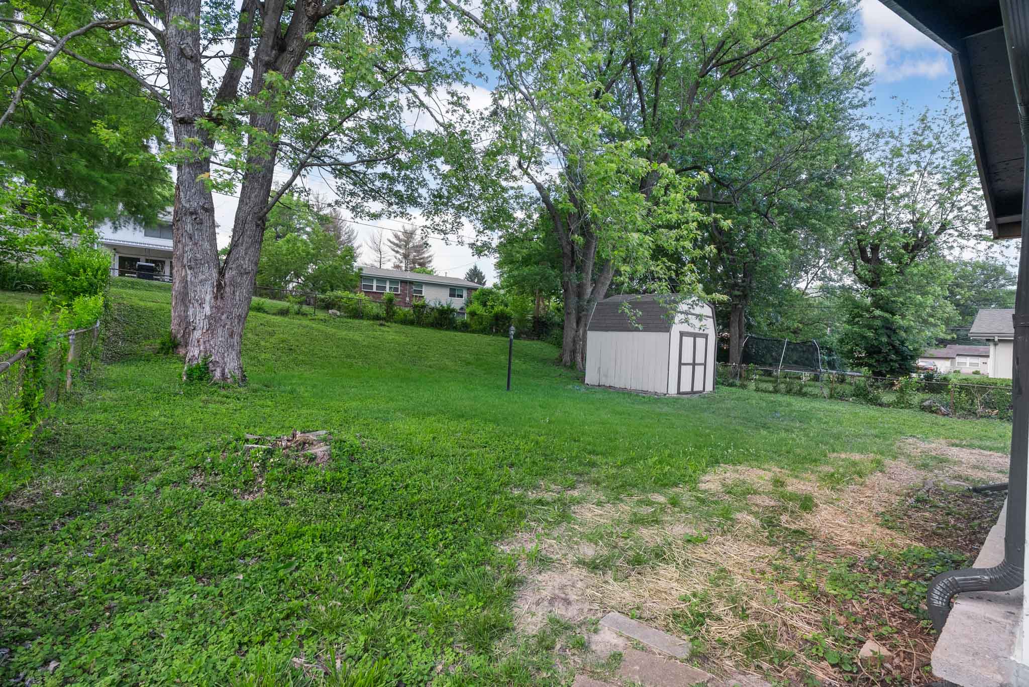 4 Bedrooms Bedrooms, ,2 BathroomsBathrooms,Woodford Homes,For Rent,1336