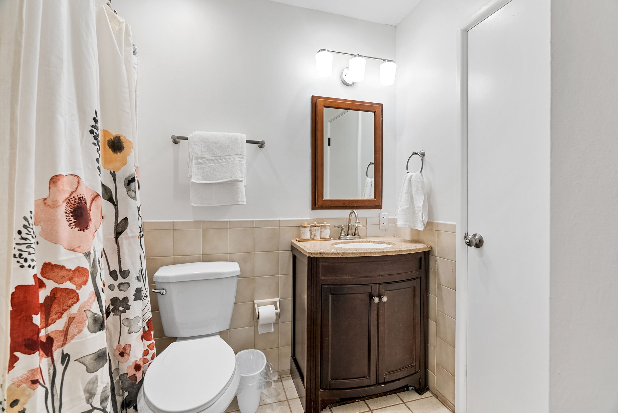 5 Bedrooms Bedrooms, ,3 BathroomsBathrooms,Woodford Homes,For Rent,1341