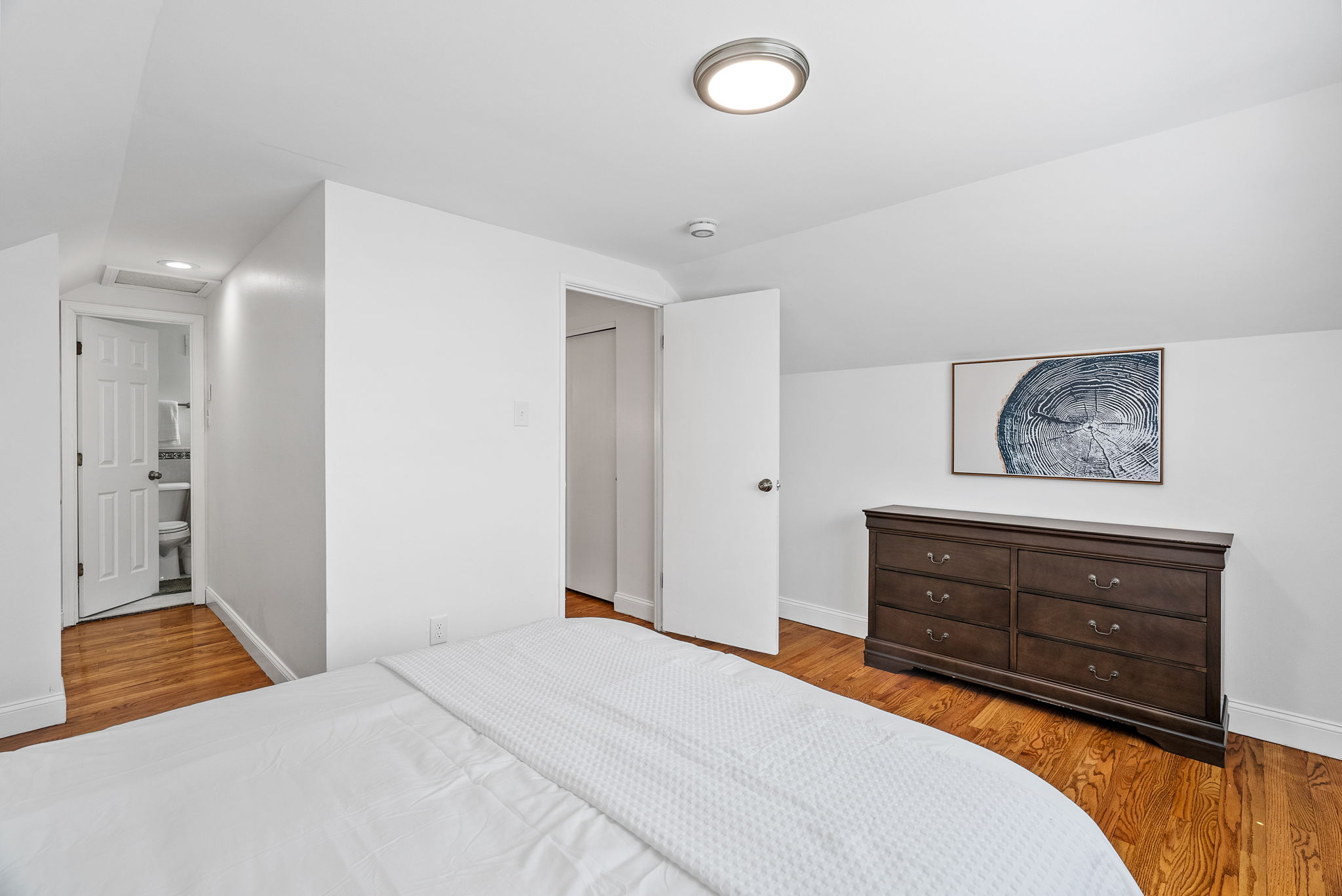 5 Bedrooms Bedrooms, ,3 BathroomsBathrooms,Woodford Homes,For Rent,1341