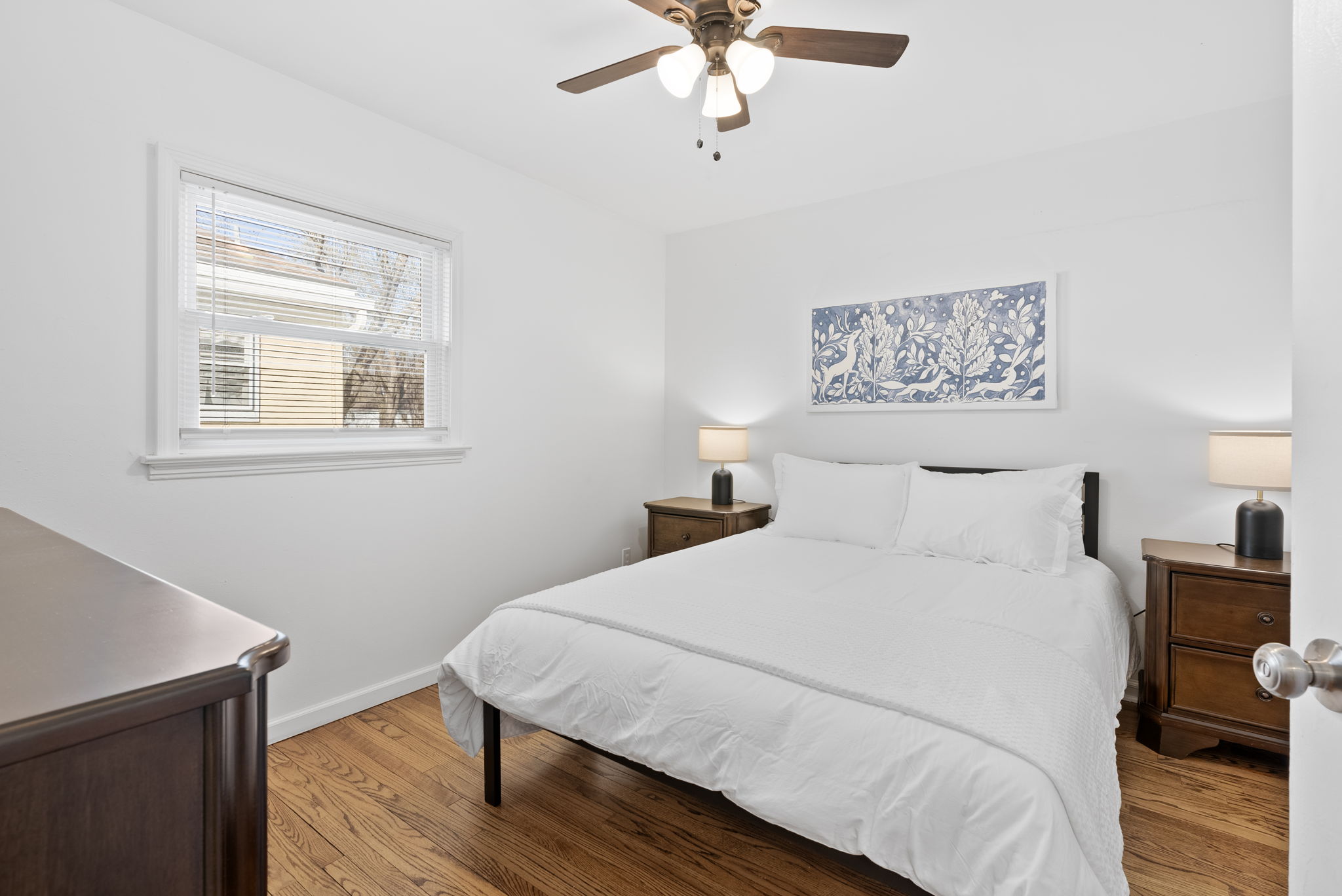4 Bedrooms Bedrooms, ,2 BathroomsBathrooms,Woodford Homes,For Rent,1342