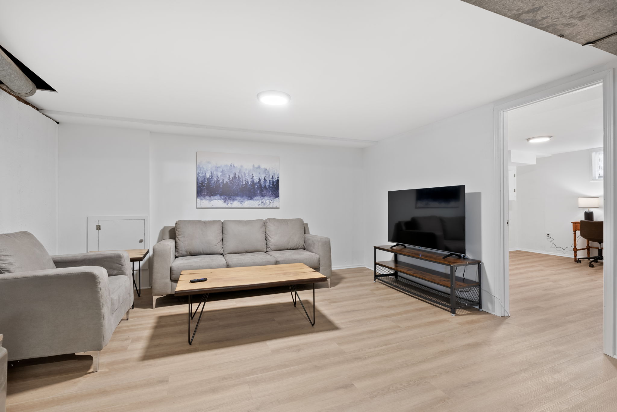 4 Bedrooms Bedrooms, ,2 BathroomsBathrooms,Woodford Homes,For Rent,1342