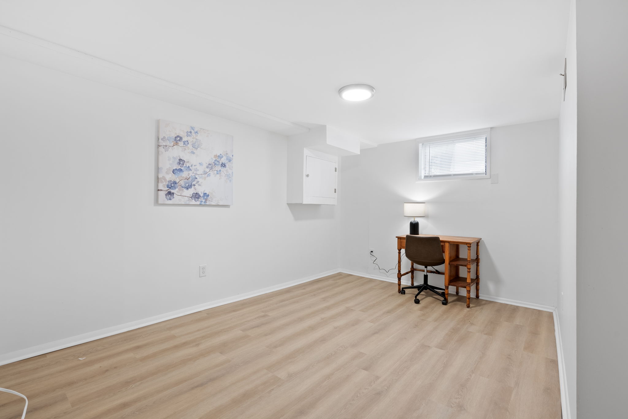 4 Bedrooms Bedrooms, ,2 BathroomsBathrooms,Woodford Homes,For Rent,1342