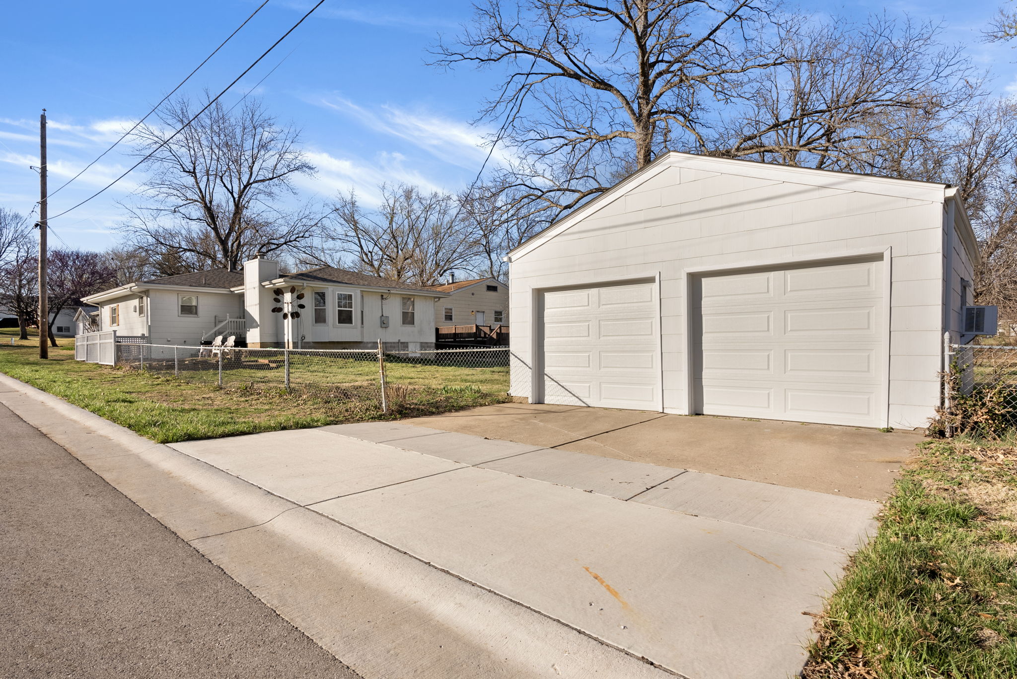 4 Bedrooms Bedrooms, ,2 BathroomsBathrooms,Woodford Homes,For Rent,1342
