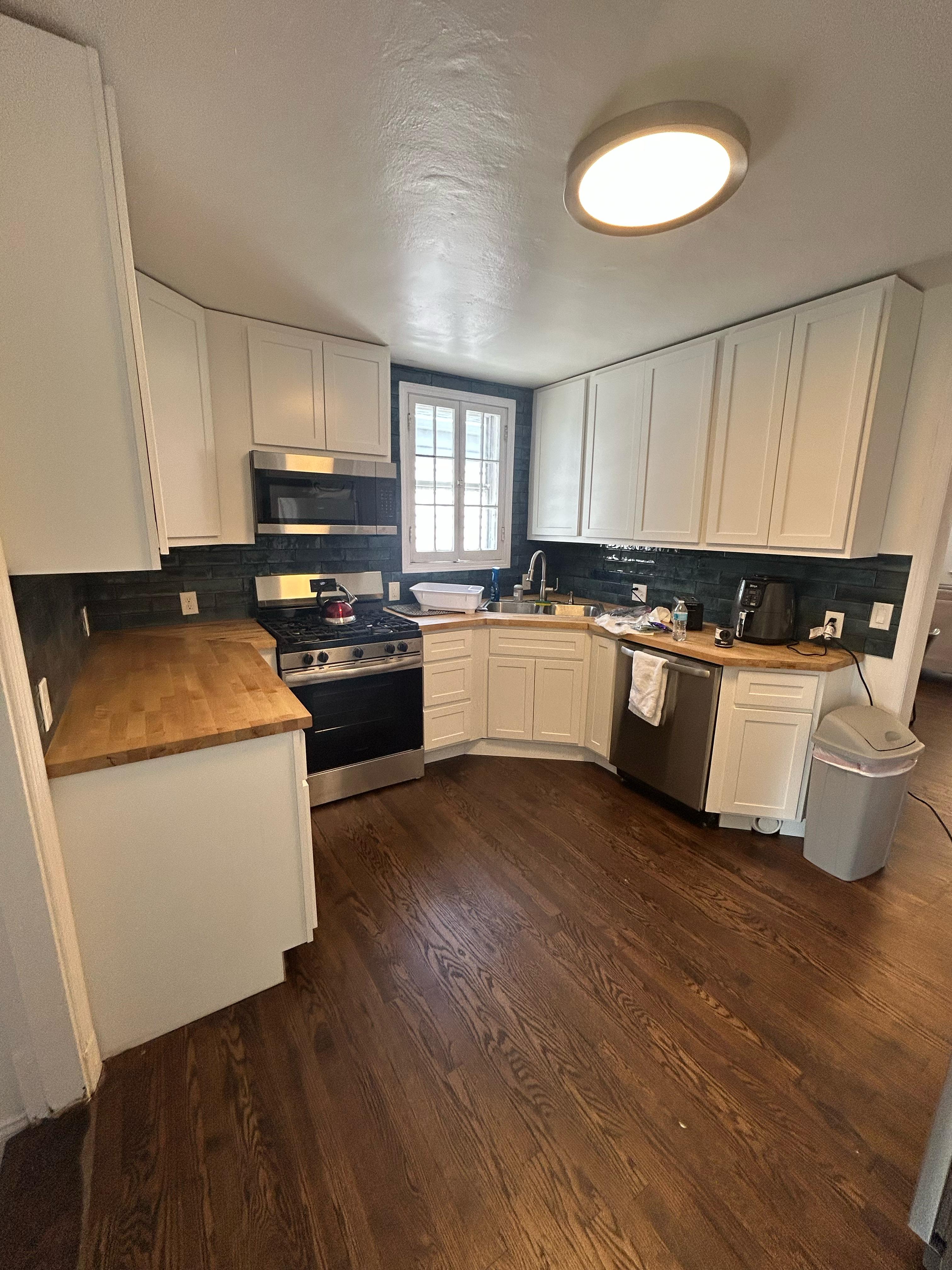 4 Bedrooms Bedrooms, ,2 BathroomsBathrooms,Woodford Homes,For Rent,1344