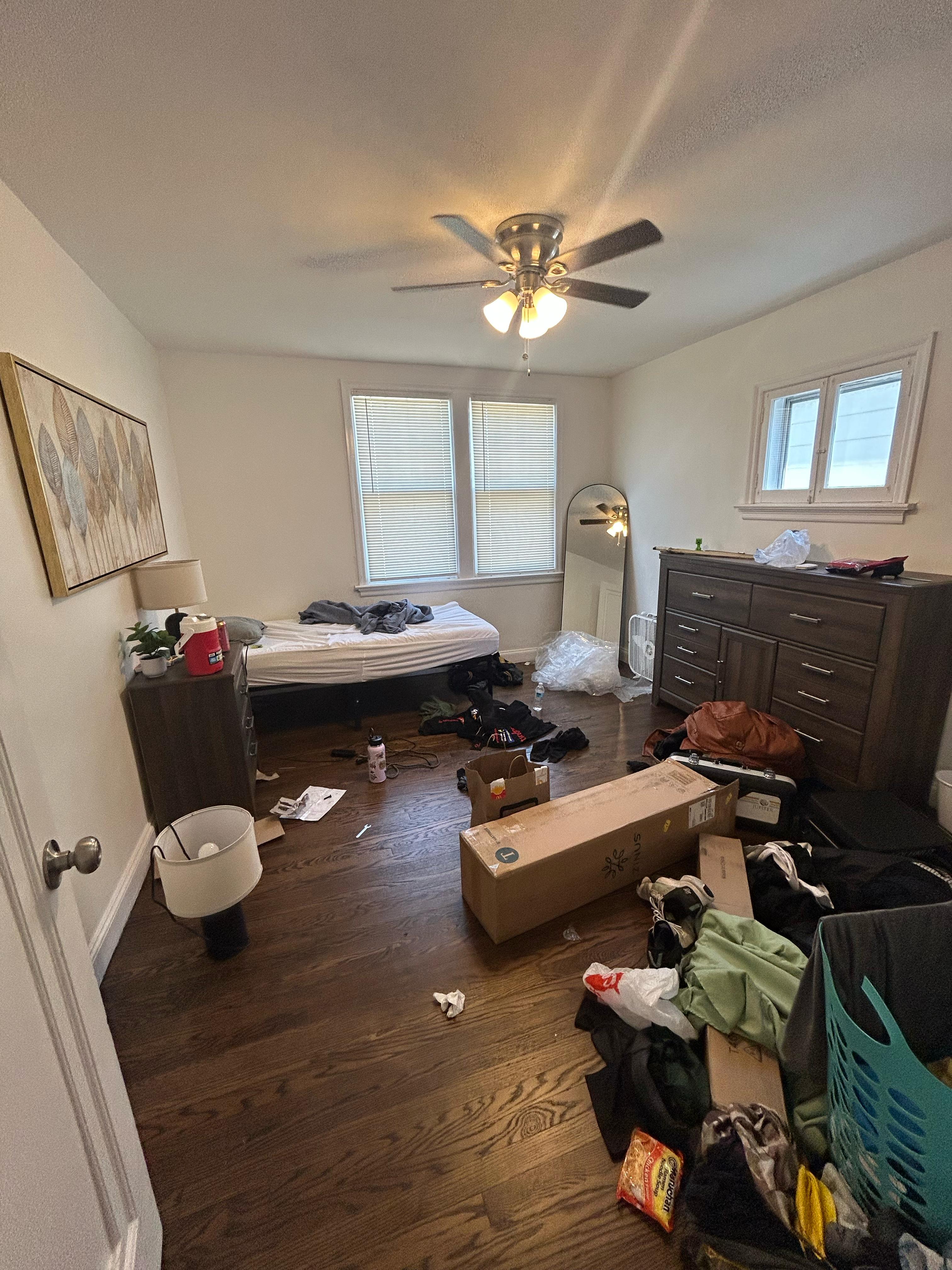 4 Bedrooms Bedrooms, ,2 BathroomsBathrooms,Woodford Homes,For Rent,1344