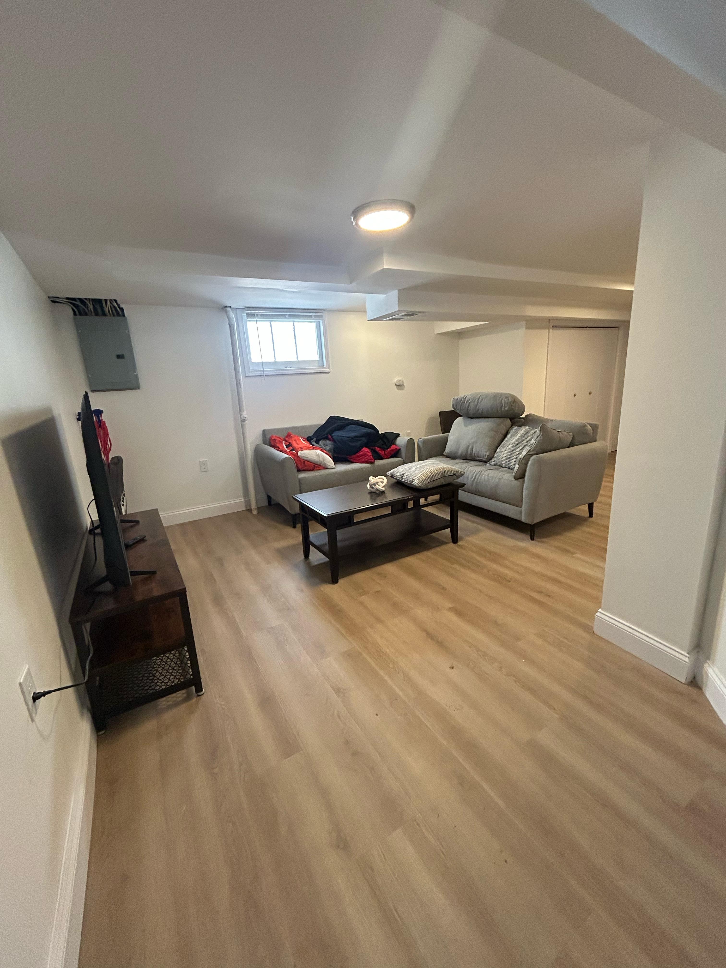 4 Bedrooms Bedrooms, ,2 BathroomsBathrooms,Woodford Homes,For Rent,1344