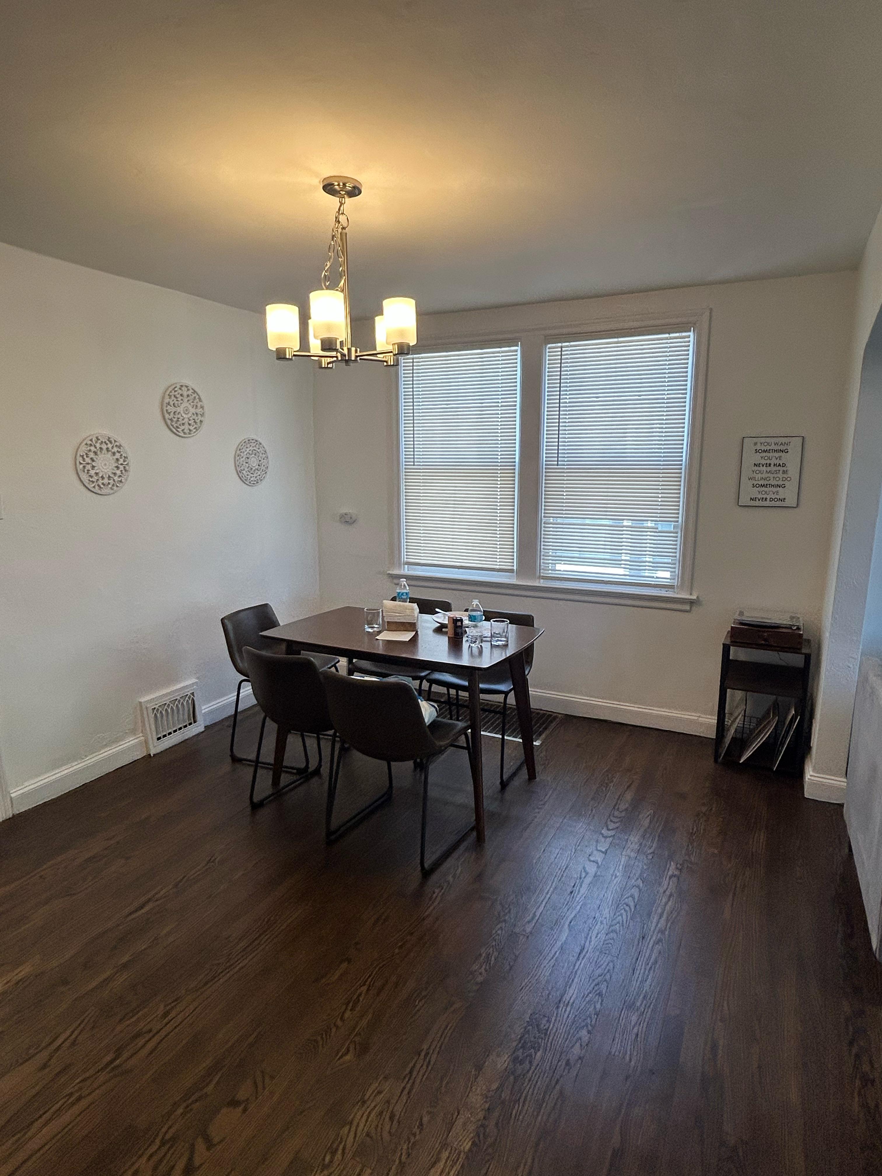 4 Bedrooms Bedrooms, ,2 BathroomsBathrooms,Woodford Homes,For Rent,1344