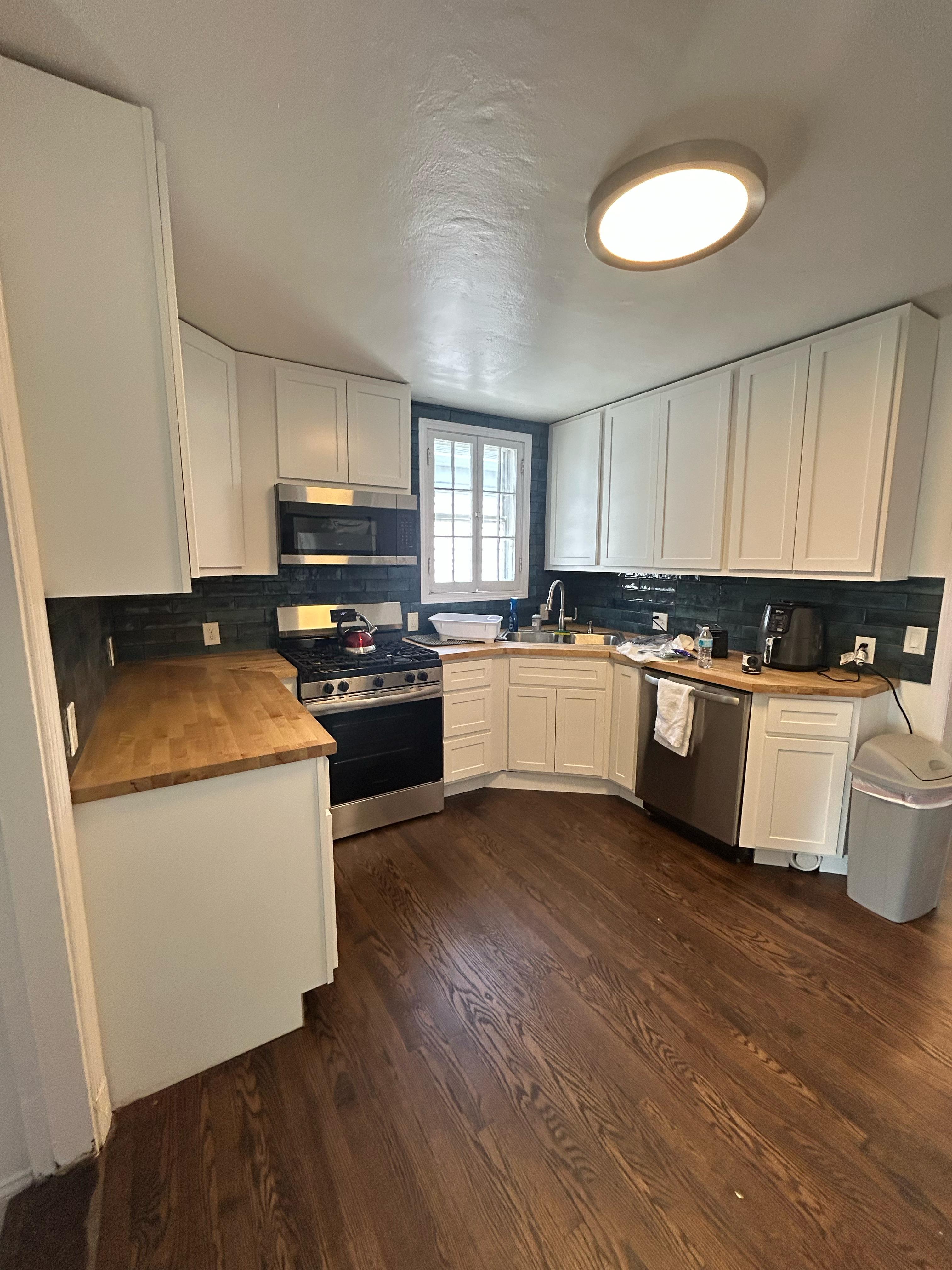 4 Bedrooms Bedrooms, ,2 BathroomsBathrooms,Woodford Homes,For Rent,1344