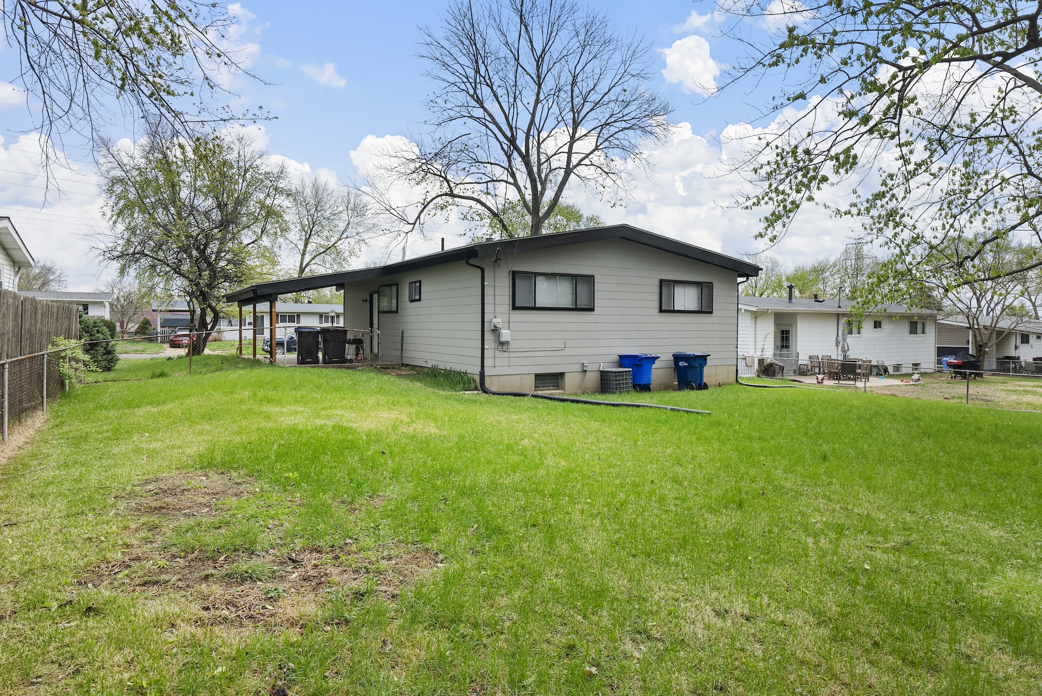 3 Bedrooms Bedrooms, ,1 BathroomBathrooms,Woodford Homes,For Rent,1345