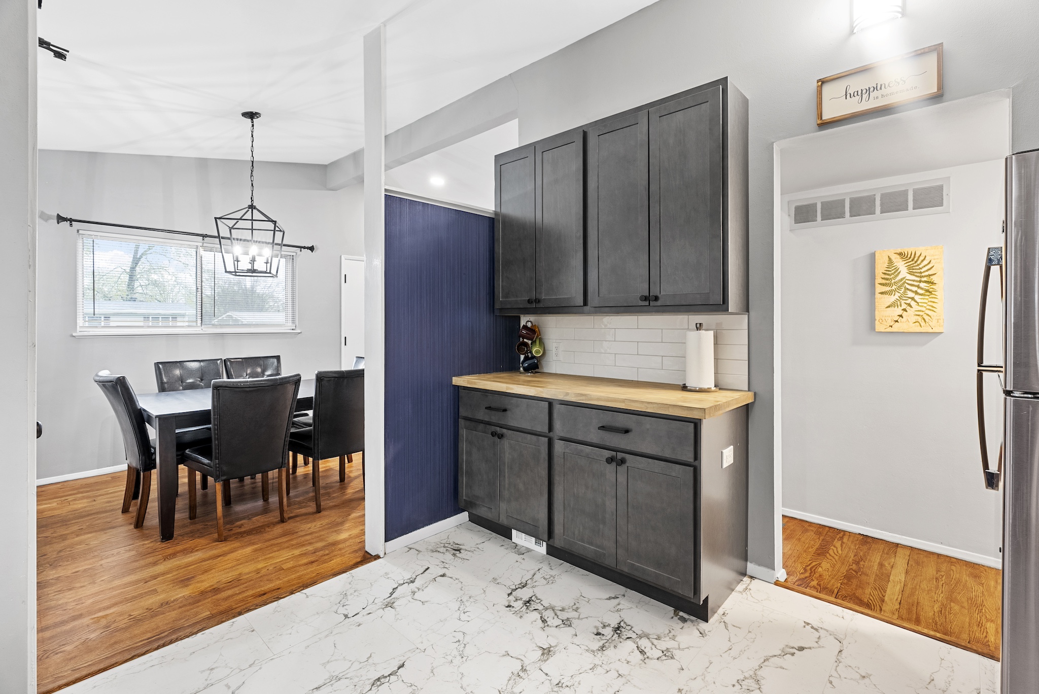 3 Bedrooms Bedrooms, ,1 BathroomBathrooms,Woodford Homes,For Rent,1345