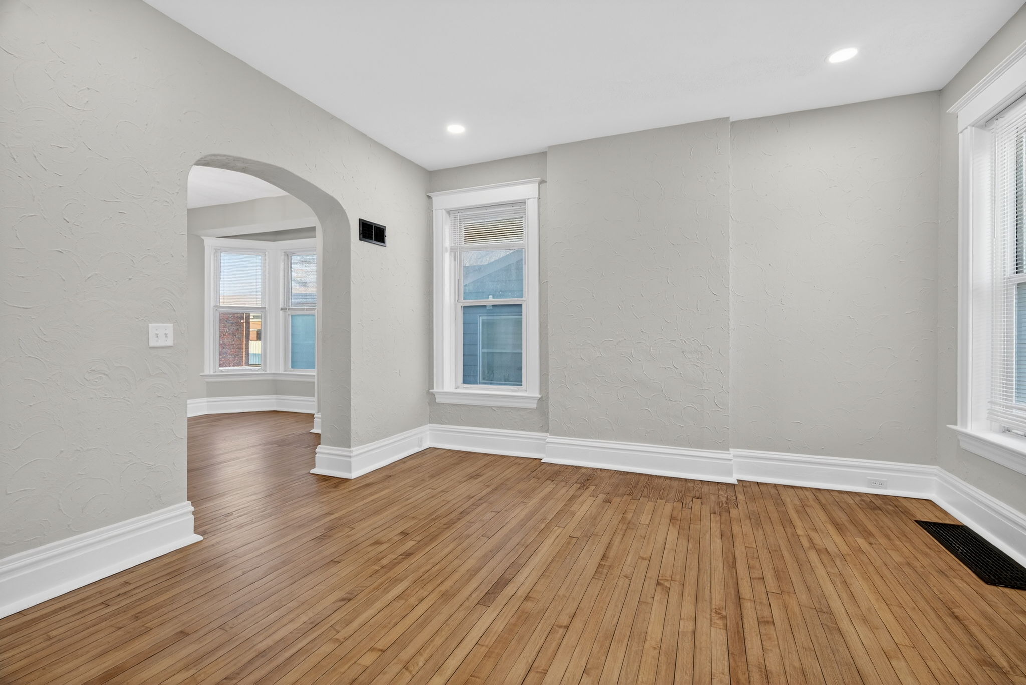 4 Bedrooms Bedrooms, ,2.5 BathroomsBathrooms,Woodford Homes,Lease Purchase / Purchase,1347