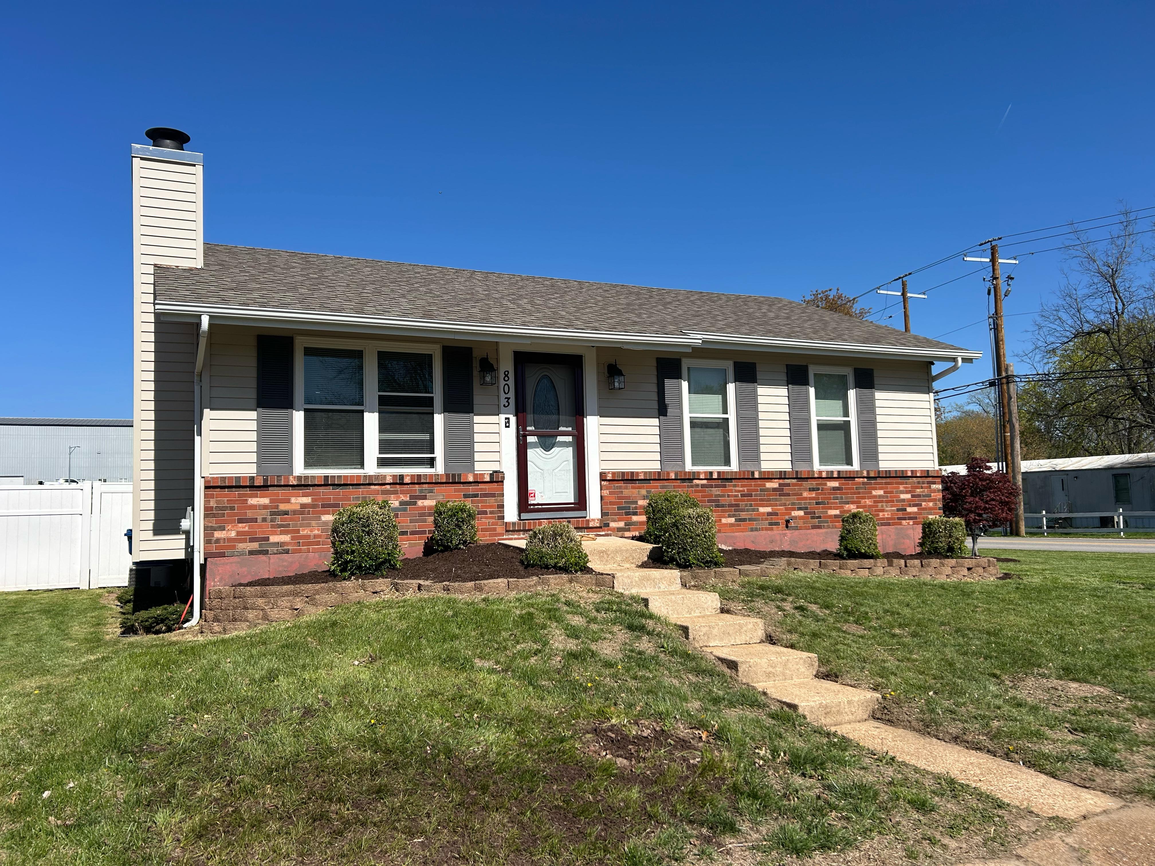 3 Bedrooms Bedrooms, ,1 BathroomBathrooms,Woodford Homes,For Rent,1348