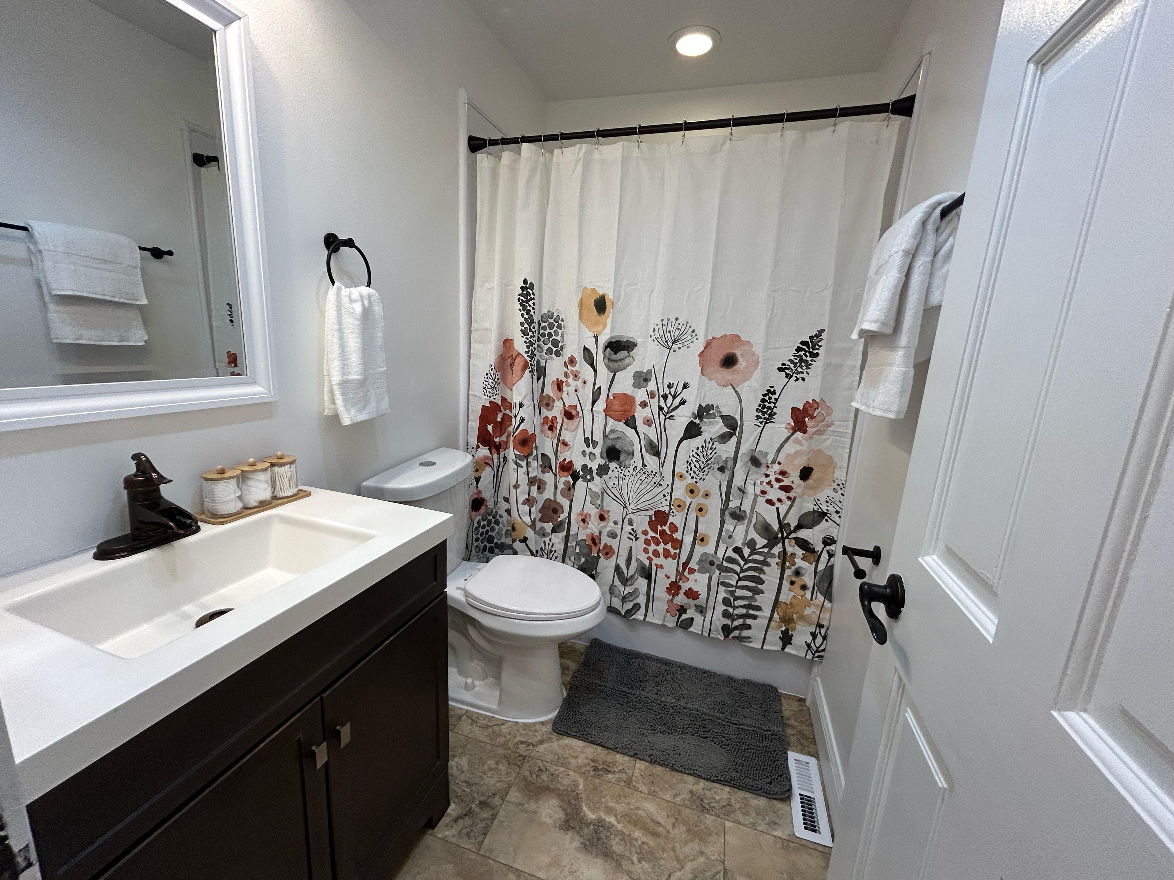 3 Bedrooms Bedrooms, ,1 BathroomBathrooms,Woodford Homes,For Rent,1348