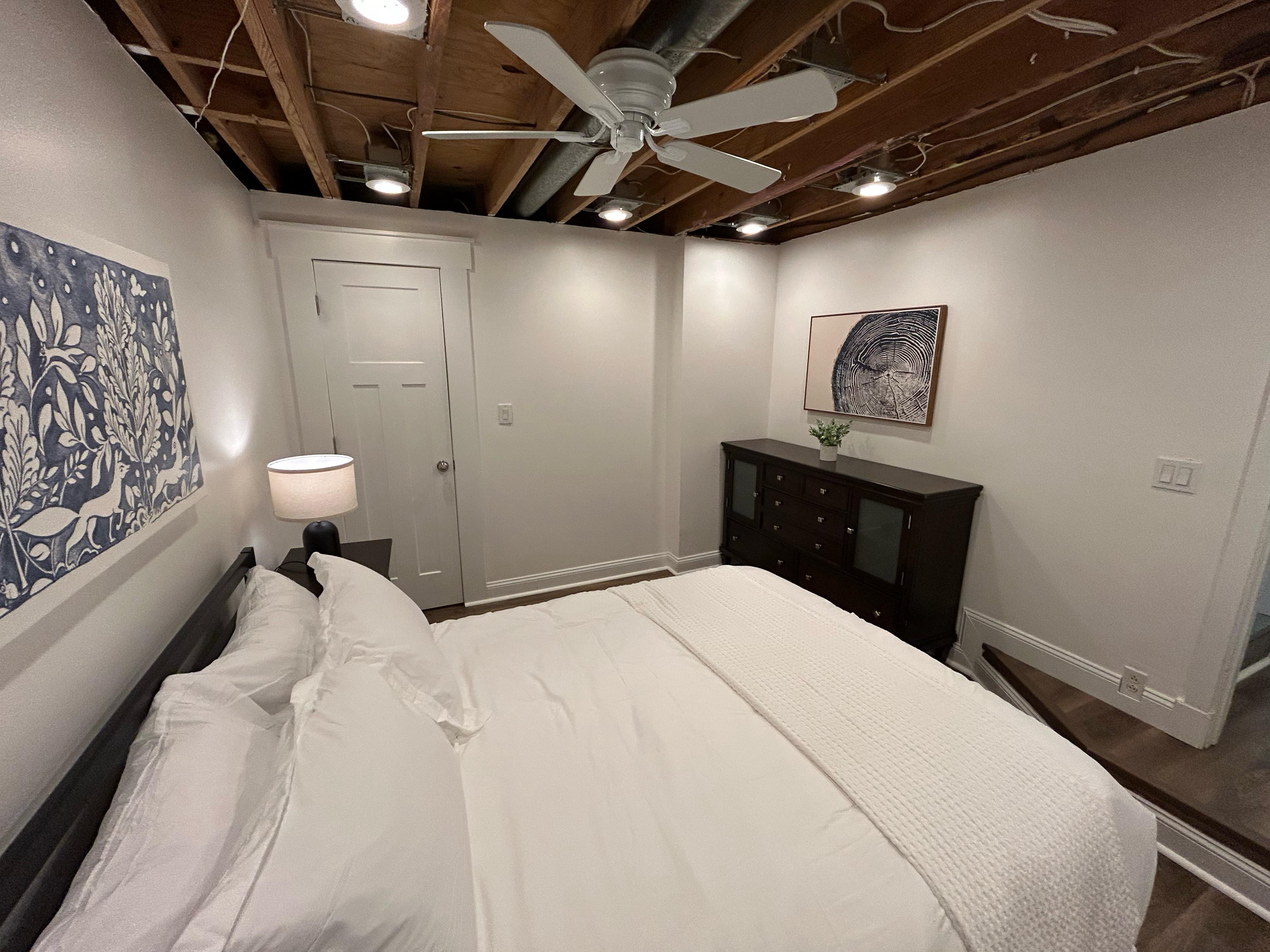 3 Bedrooms Bedrooms, ,1 BathroomBathrooms,Woodford Homes,For Rent,1348