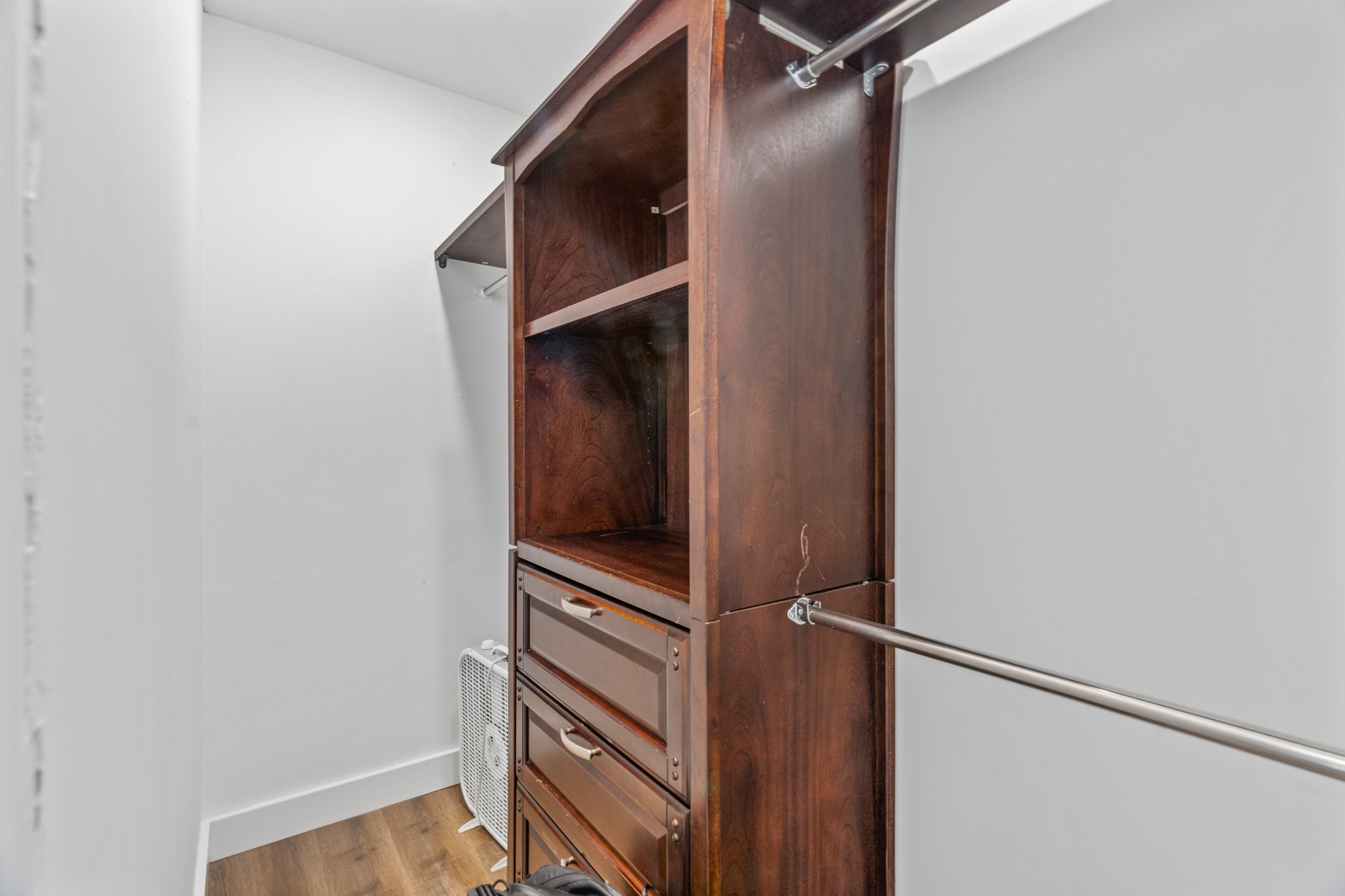 3 Bedrooms Bedrooms, ,1 BathroomBathrooms,Woodford Homes,For Rent,1348