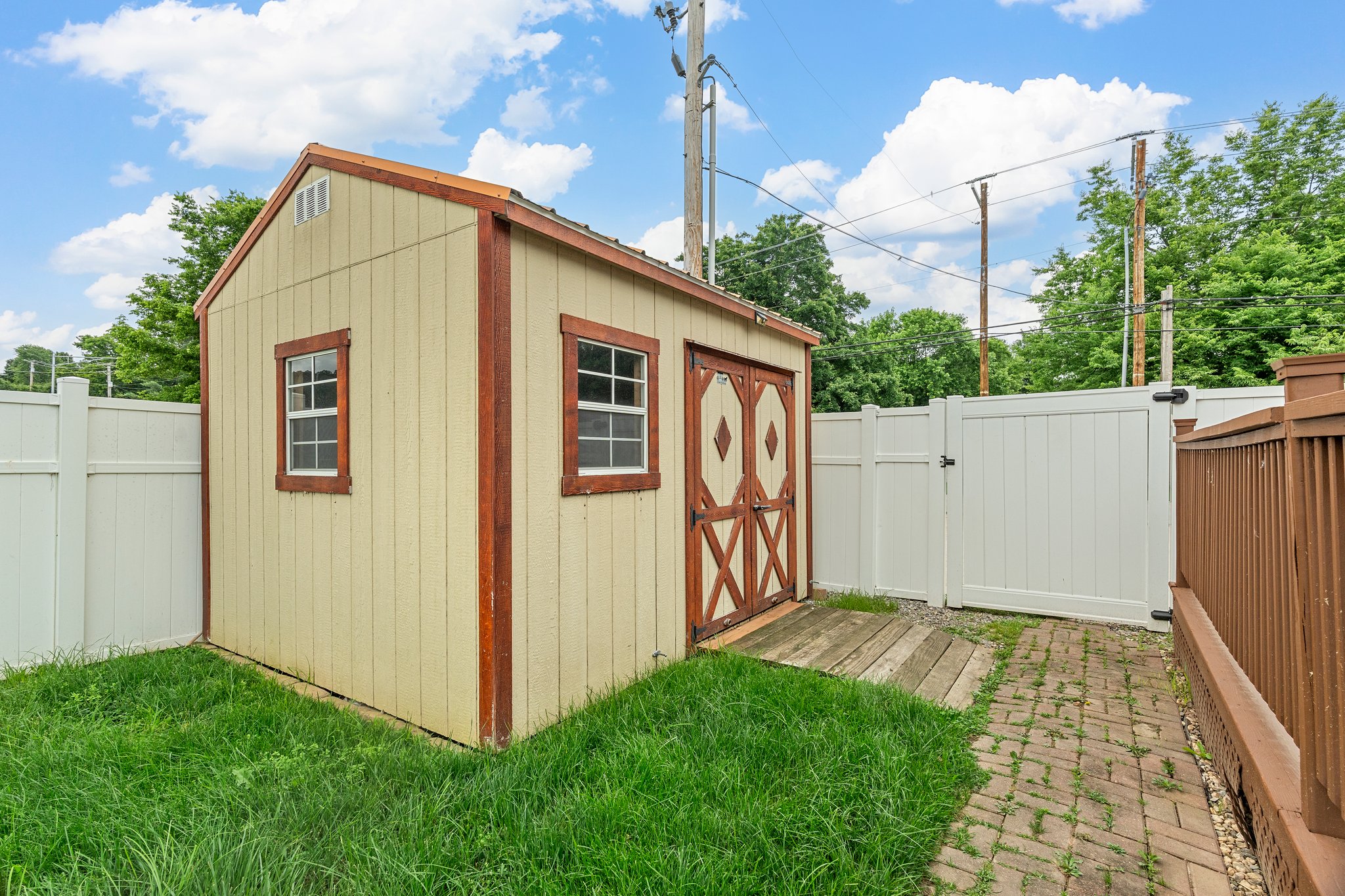 3 Bedrooms Bedrooms, ,1 BathroomBathrooms,Woodford Homes,For Rent,1348