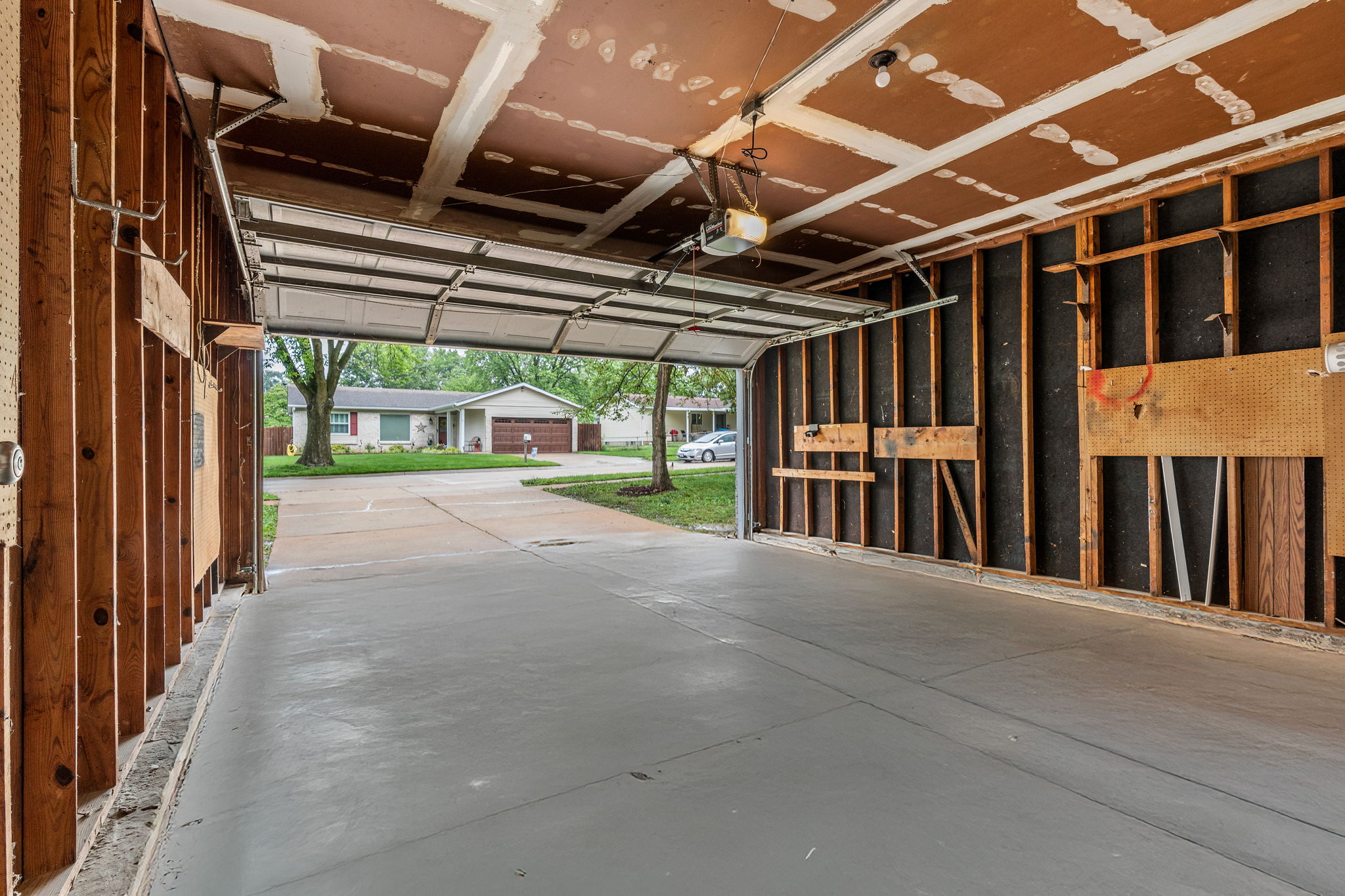 5 Bedrooms Bedrooms, ,2 BathroomsBathrooms,Woodford Homes,For Rent,1349
