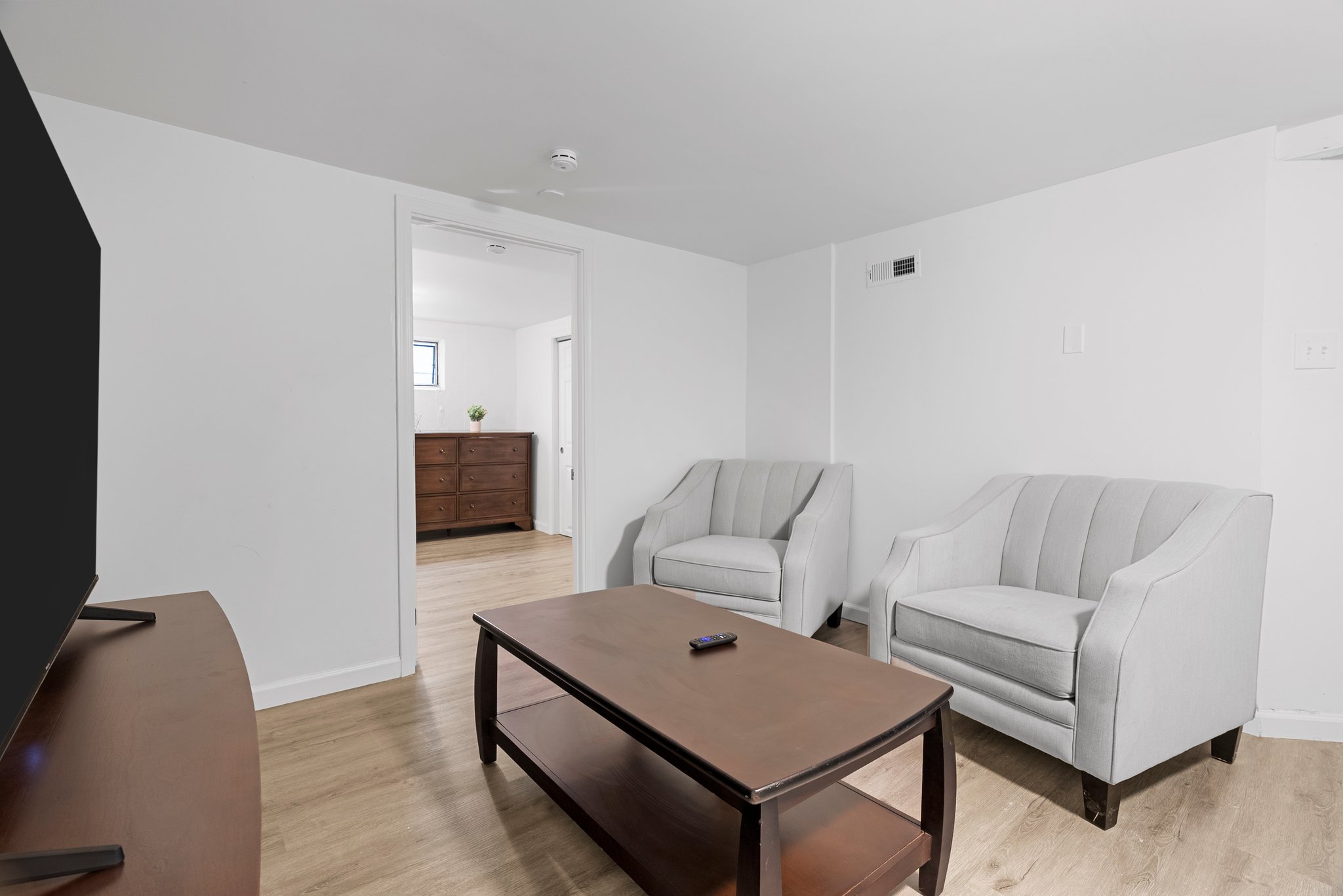 3 Bedrooms Bedrooms, ,1 BathroomBathrooms,Woodford Homes,For Rent,1350