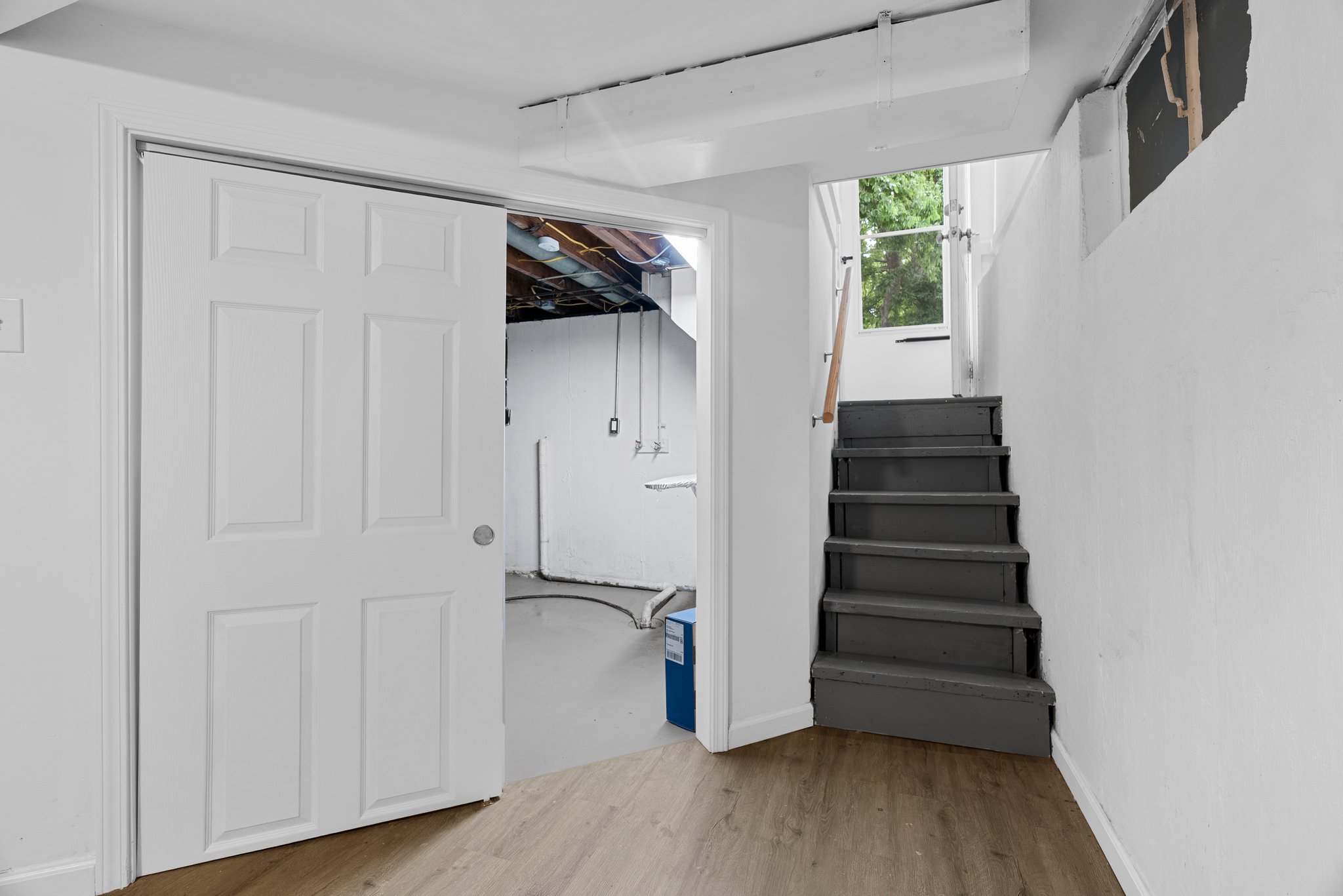 3 Bedrooms Bedrooms, ,1 BathroomBathrooms,Woodford Homes,For Rent,1350