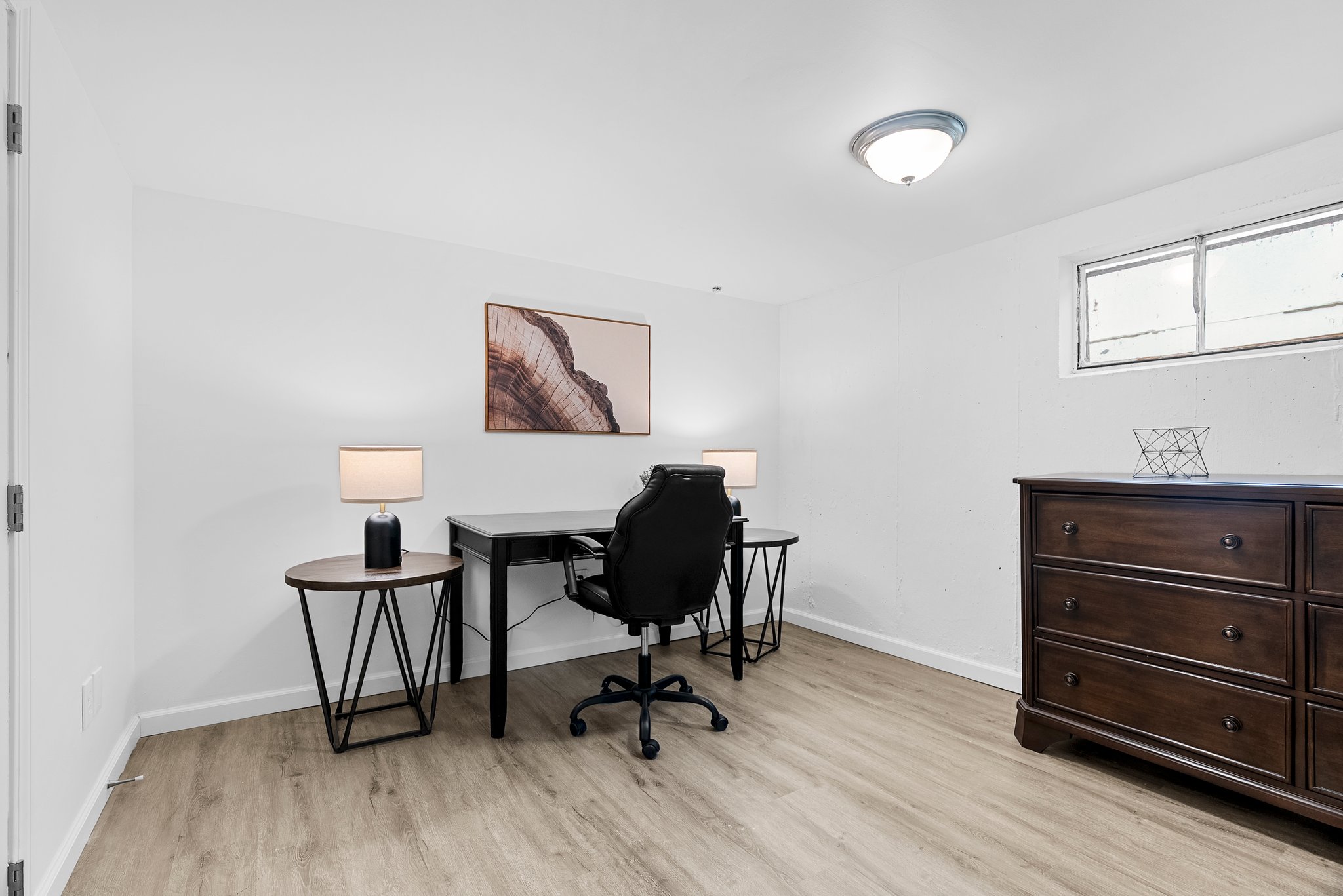 3 Bedrooms Bedrooms, ,1 BathroomBathrooms,Woodford Homes,For Rent,1350