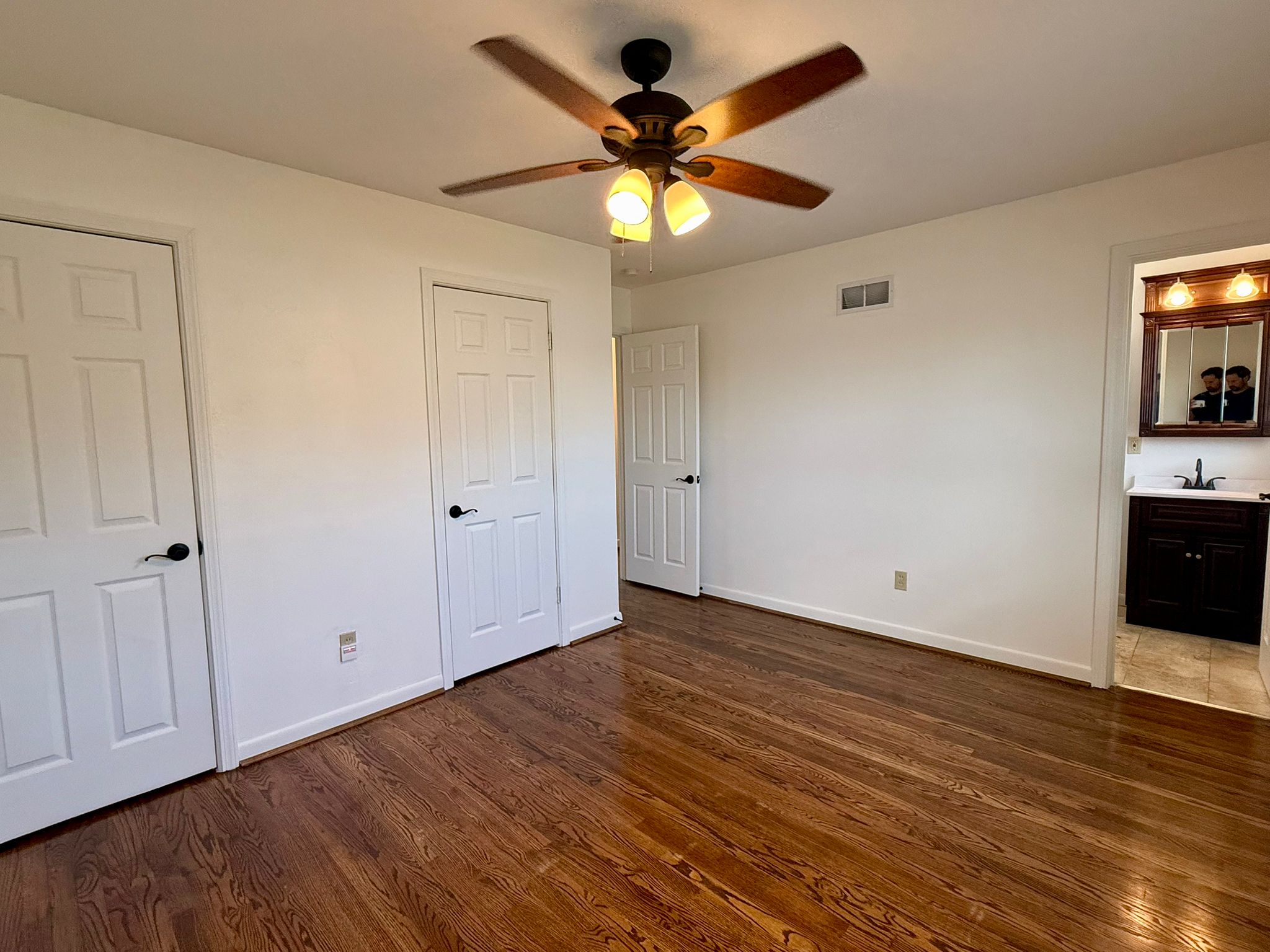 3 Bedrooms Bedrooms, ,1.5 BathroomsBathrooms,Woodford Homes,For Rent,1351