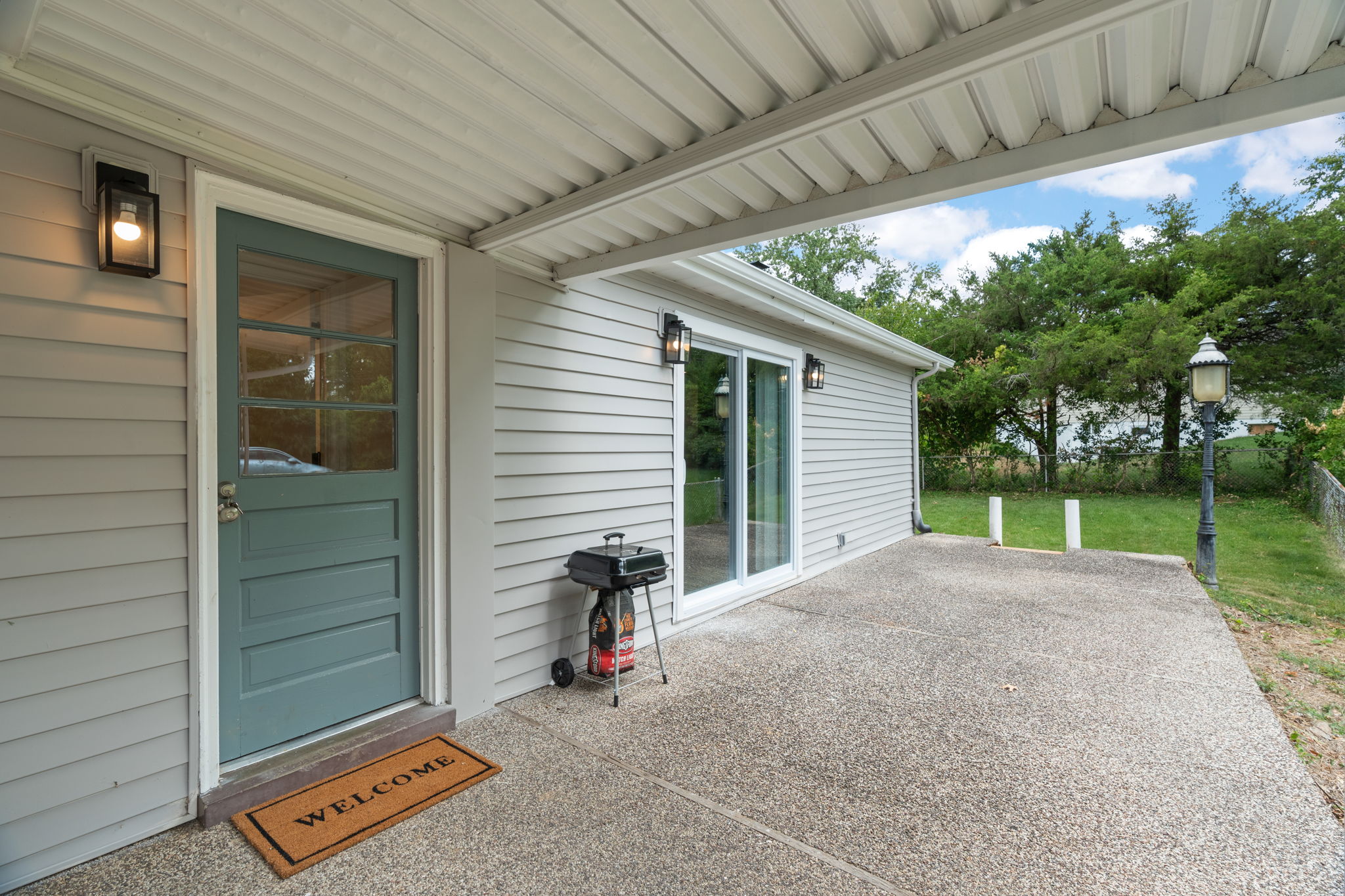 4 Bedrooms Bedrooms, ,1.5 BathroomsBathrooms,Woodford Homes,For Rent,1352