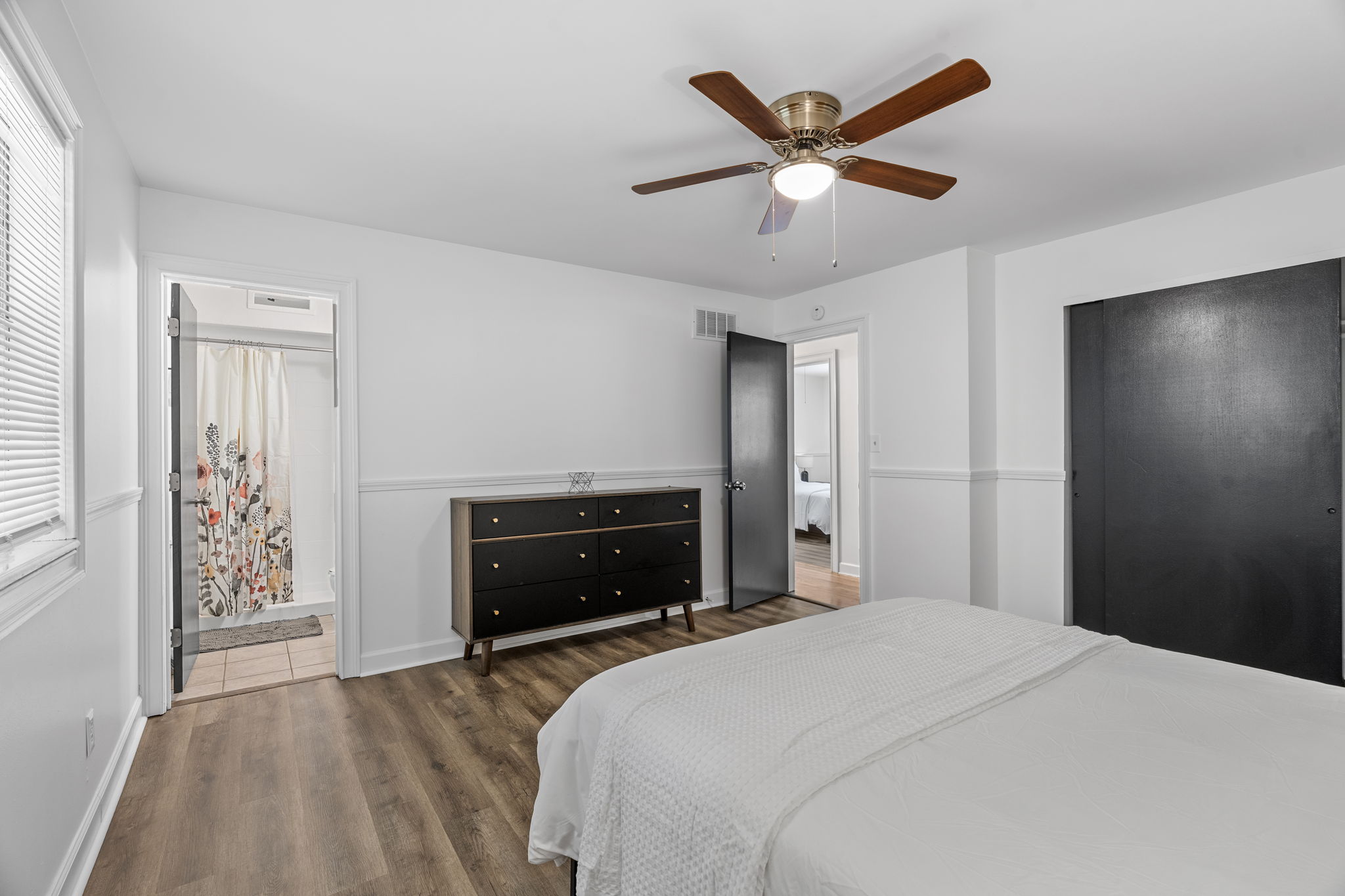 3 Bedrooms Bedrooms, ,2 BathroomsBathrooms,Woodford Homes,For Rent,1353