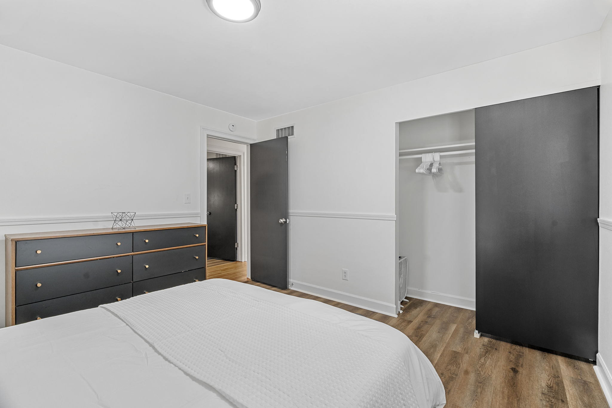 3 Bedrooms Bedrooms, ,2 BathroomsBathrooms,Woodford Homes,For Rent,1353