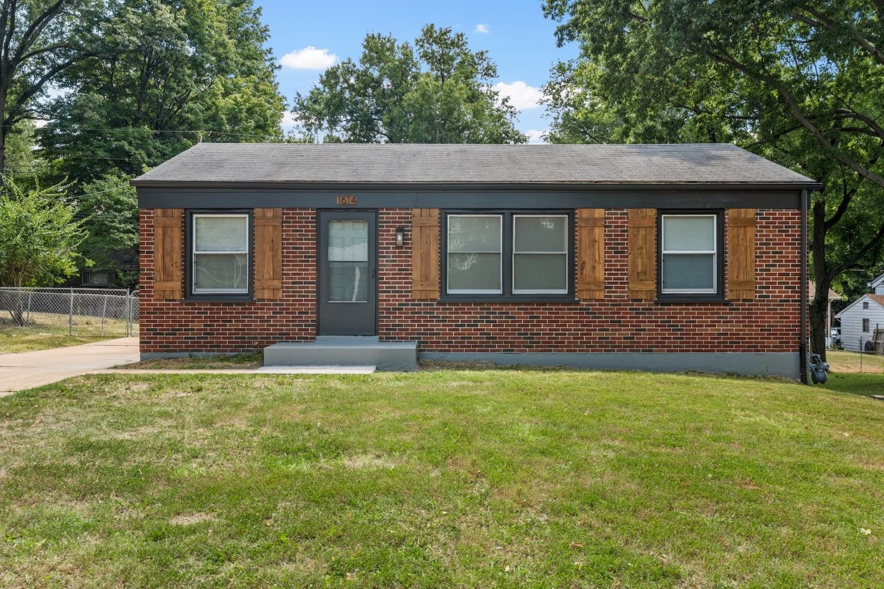 3 Bedrooms Bedrooms, ,1 BathroomBathrooms,Woodford Homes,Lease Purchase / Purchase,1354