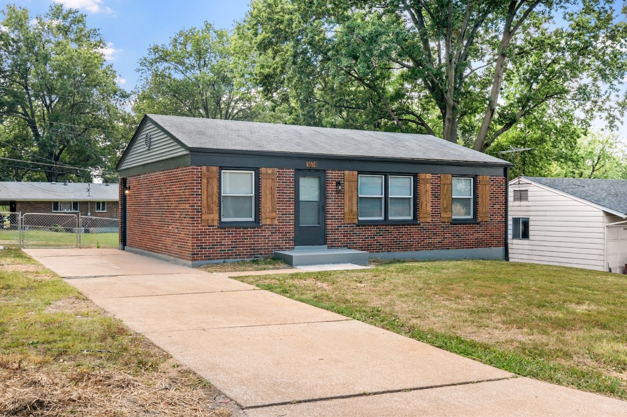 3 Bedrooms Bedrooms, ,1 BathroomBathrooms,Woodford Homes,Lease Purchase / Purchase,1354