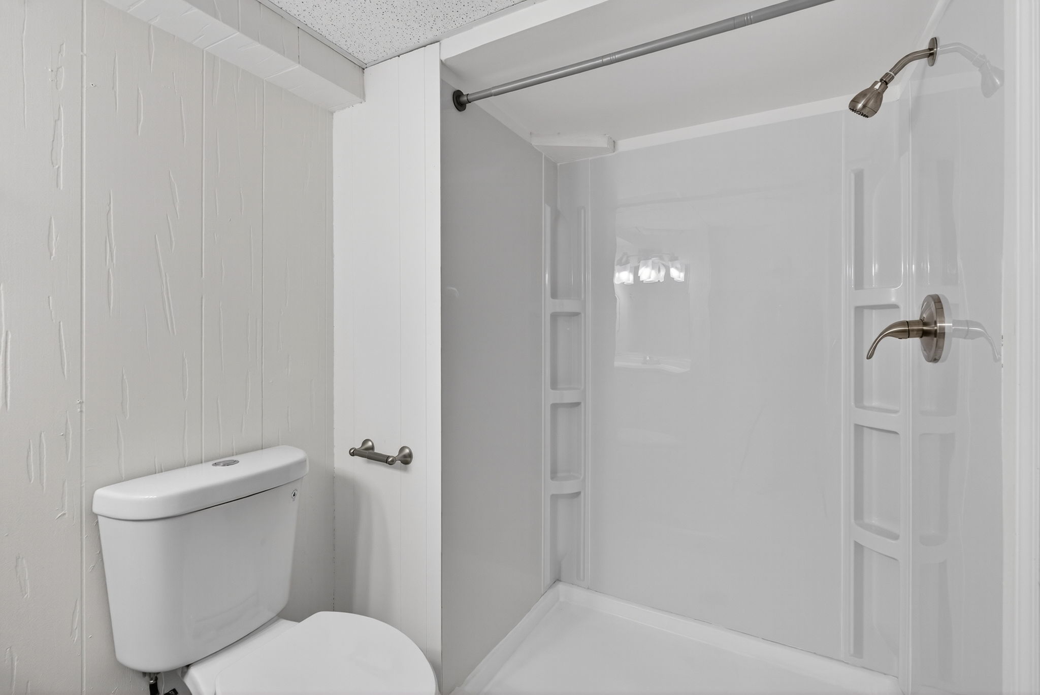 4 Bedrooms Bedrooms, ,2 BathroomsBathrooms,Woodford Homes,Lease Purchase / Purchase,1360