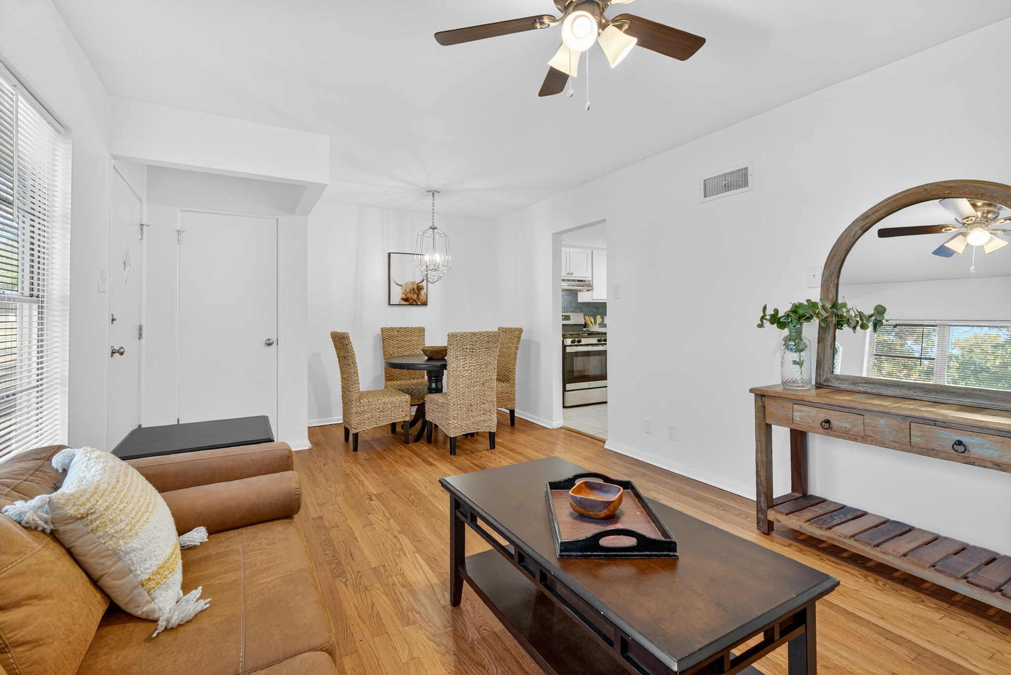 4 Bedrooms Bedrooms, ,2 BathroomsBathrooms,Woodford Homes,Lease Purchase / Purchase,1360
