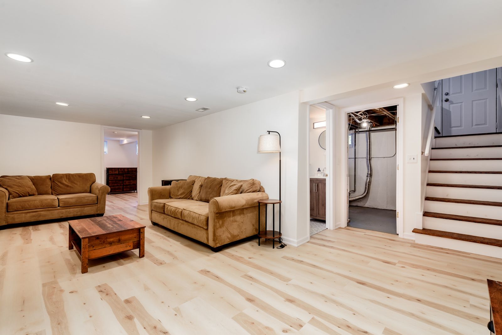 4 Bedrooms Bedrooms, ,2 BathroomsBathrooms,Woodford Homes,Lease Purchase / Purchase,1360