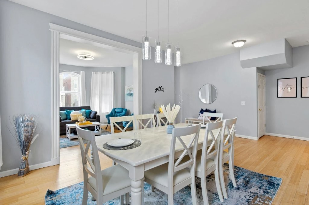 3 Bedrooms Bedrooms, ,2 BathroomsBathrooms,Woodford Homes,For Rent,1368