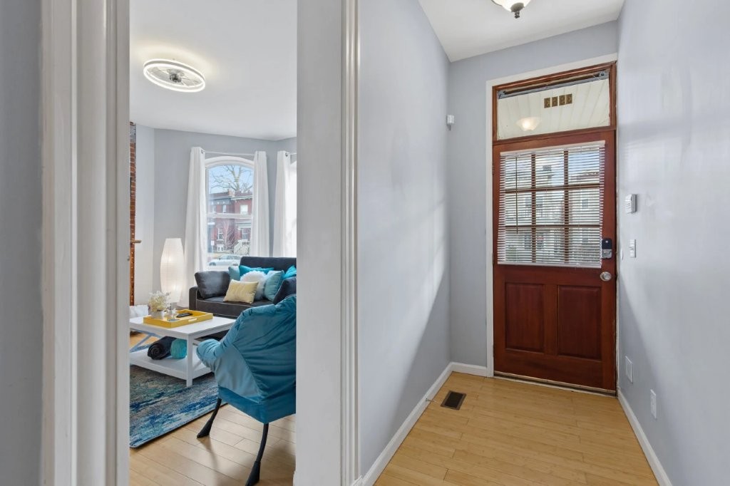 3 Bedrooms Bedrooms, ,2 BathroomsBathrooms,Woodford Homes,For Rent,1368