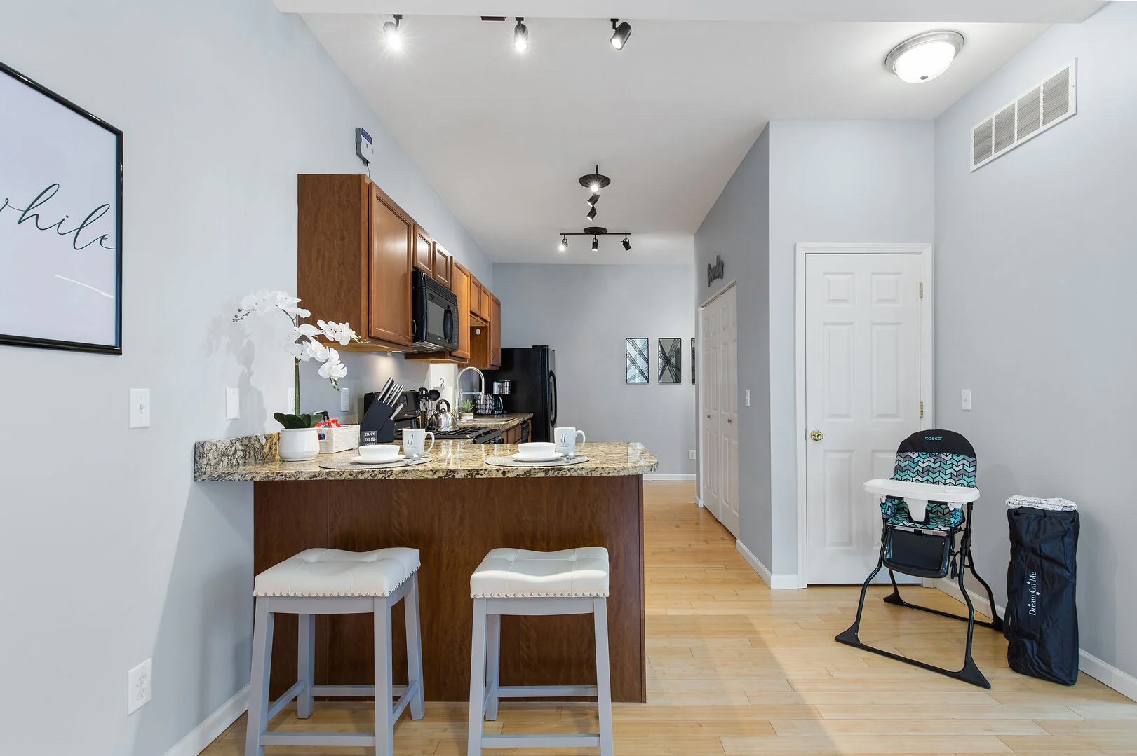 3 Bedrooms Bedrooms, ,2 BathroomsBathrooms,Woodford Homes,For Rent,1368