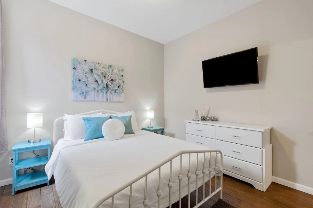 3 Bedrooms Bedrooms, ,2 BathroomsBathrooms,Woodford Homes,For Rent,1368