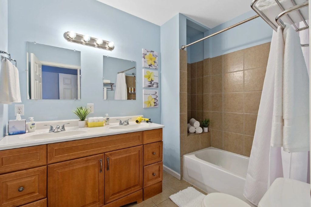 3 Bedrooms Bedrooms, ,2 BathroomsBathrooms,Woodford Homes,For Rent,1368