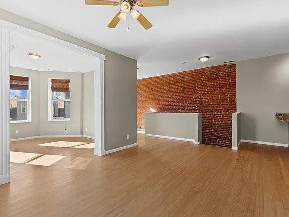 3 Bedrooms Bedrooms, ,2 BathroomsBathrooms,Woodford Homes,For Rent,1370
