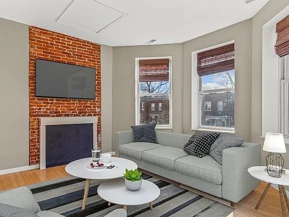 3 Bedrooms Bedrooms, ,2 BathroomsBathrooms,Woodford Homes,For Rent,1370