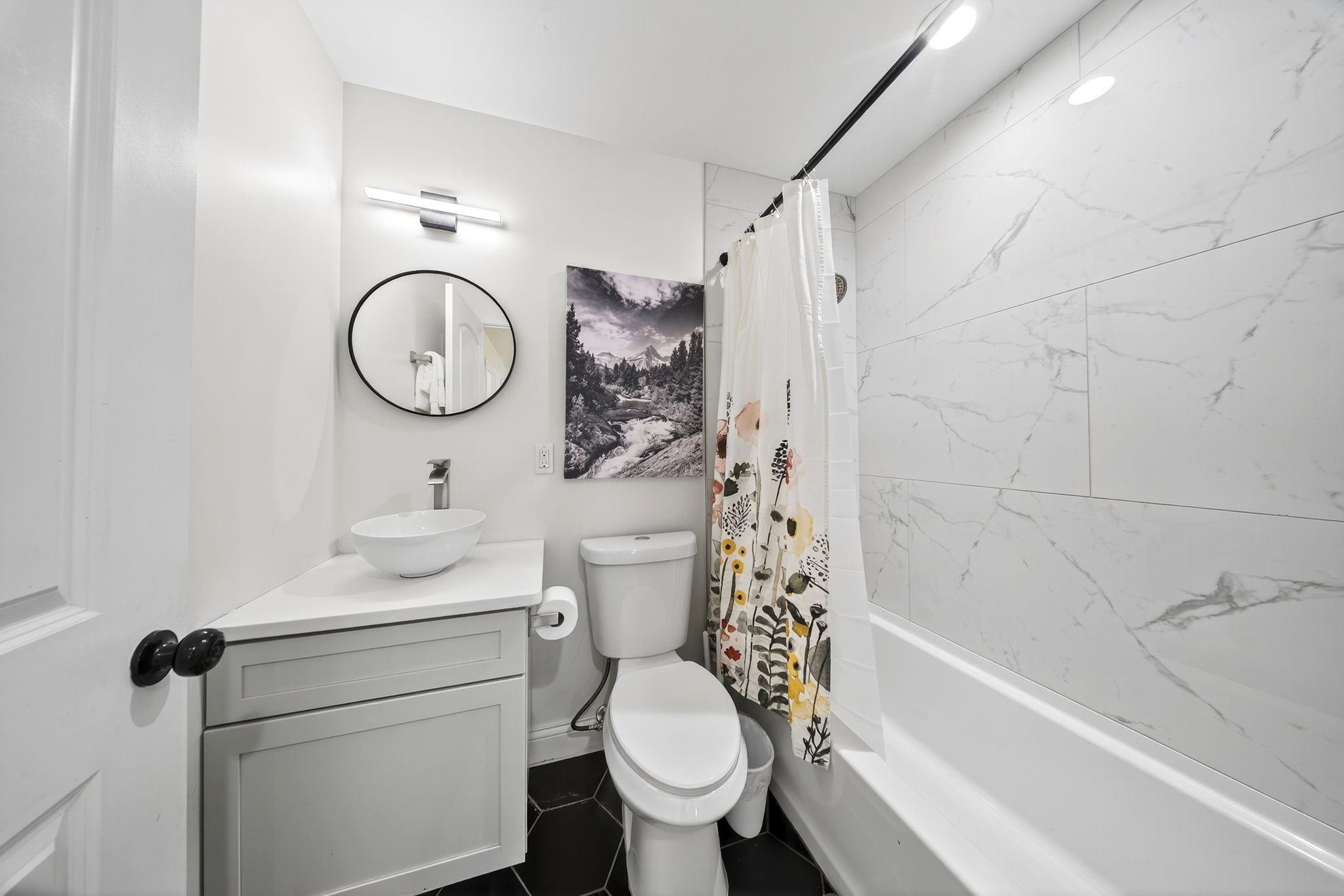 3 Bedrooms Bedrooms, ,2 BathroomsBathrooms,Woodford Homes,For Rent,1371