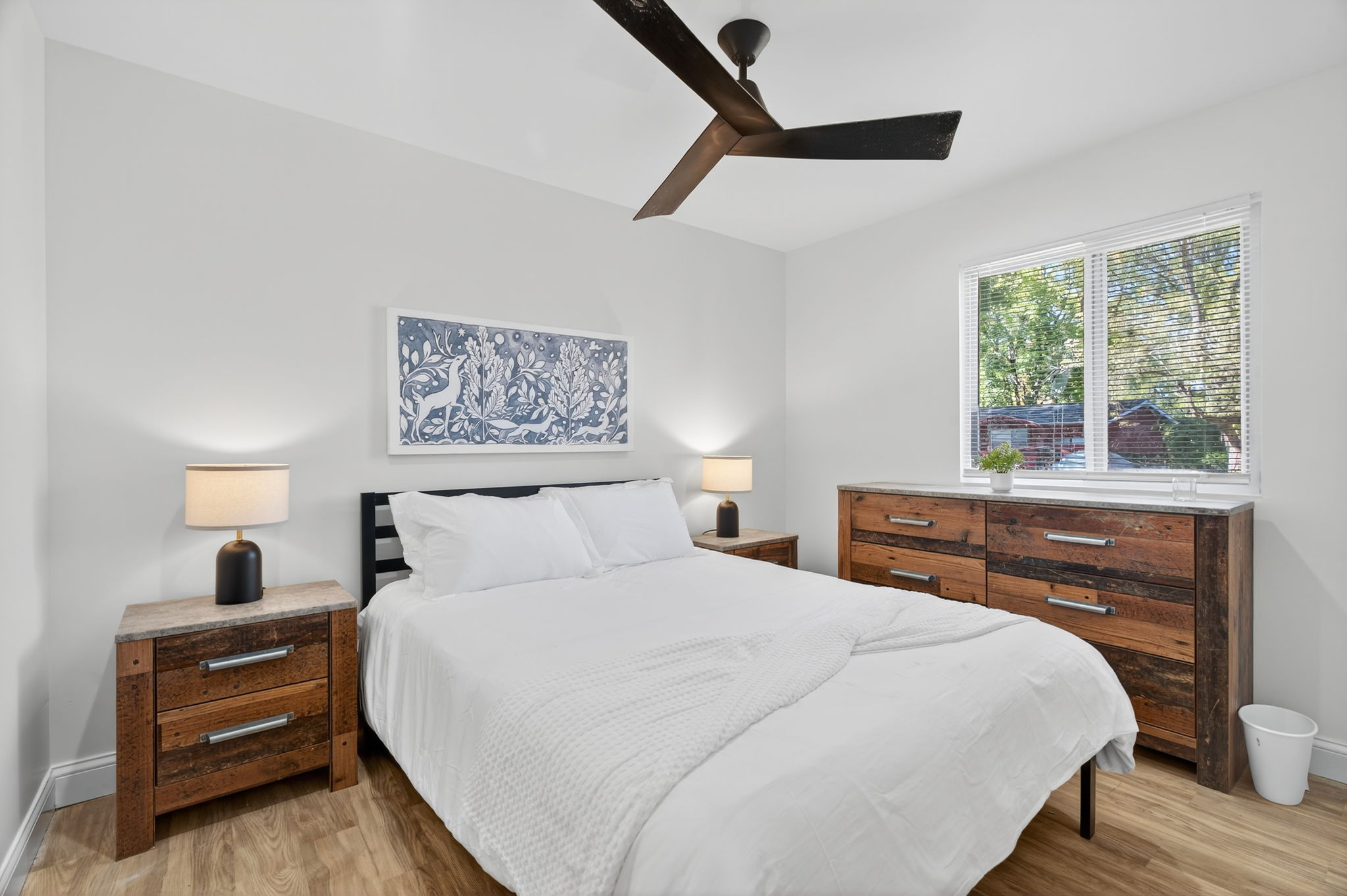 3 Bedrooms Bedrooms, ,2 BathroomsBathrooms,Woodford Homes,For Rent,1371