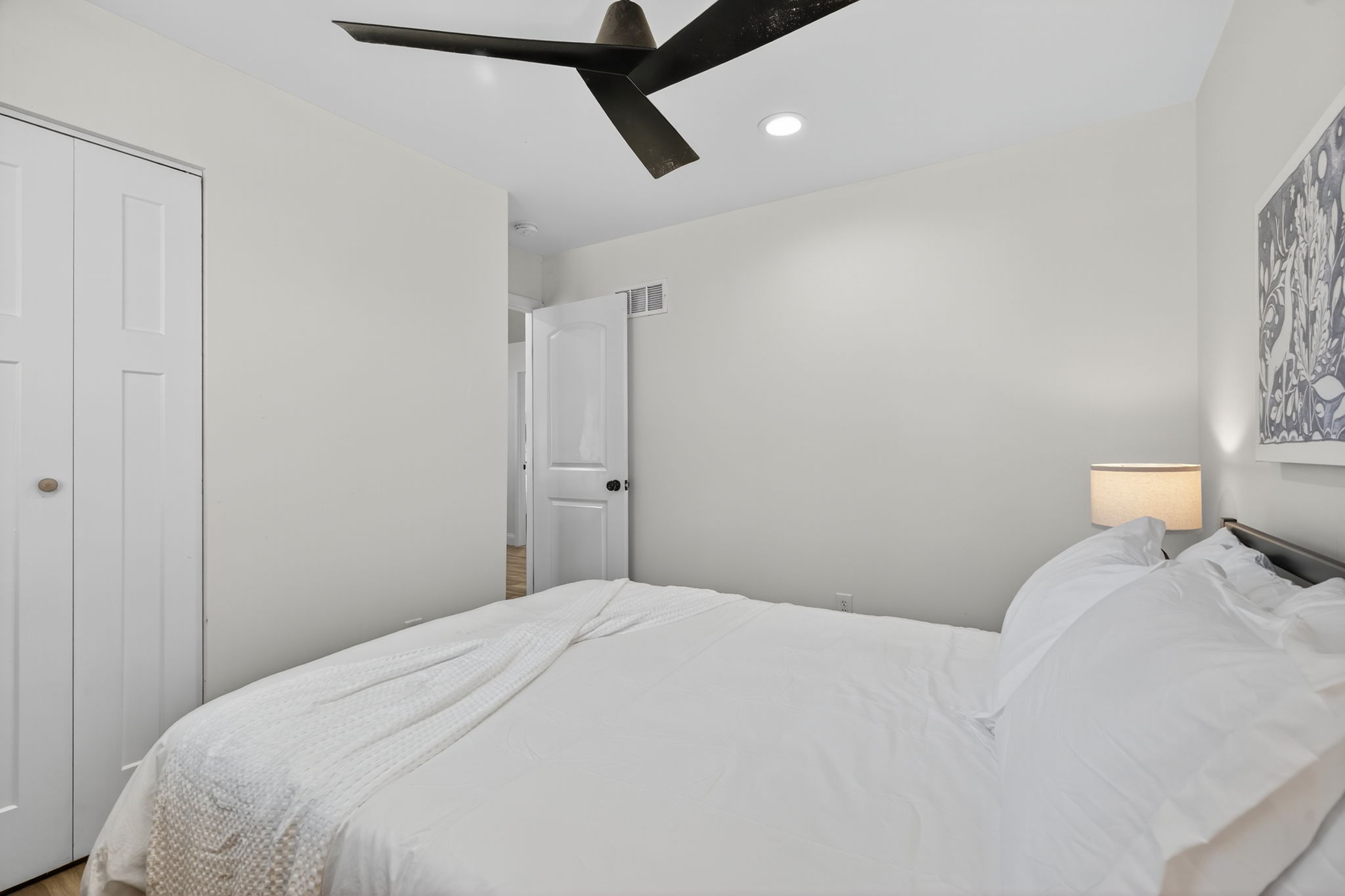 3 Bedrooms Bedrooms, ,2 BathroomsBathrooms,Woodford Homes,For Rent,1371