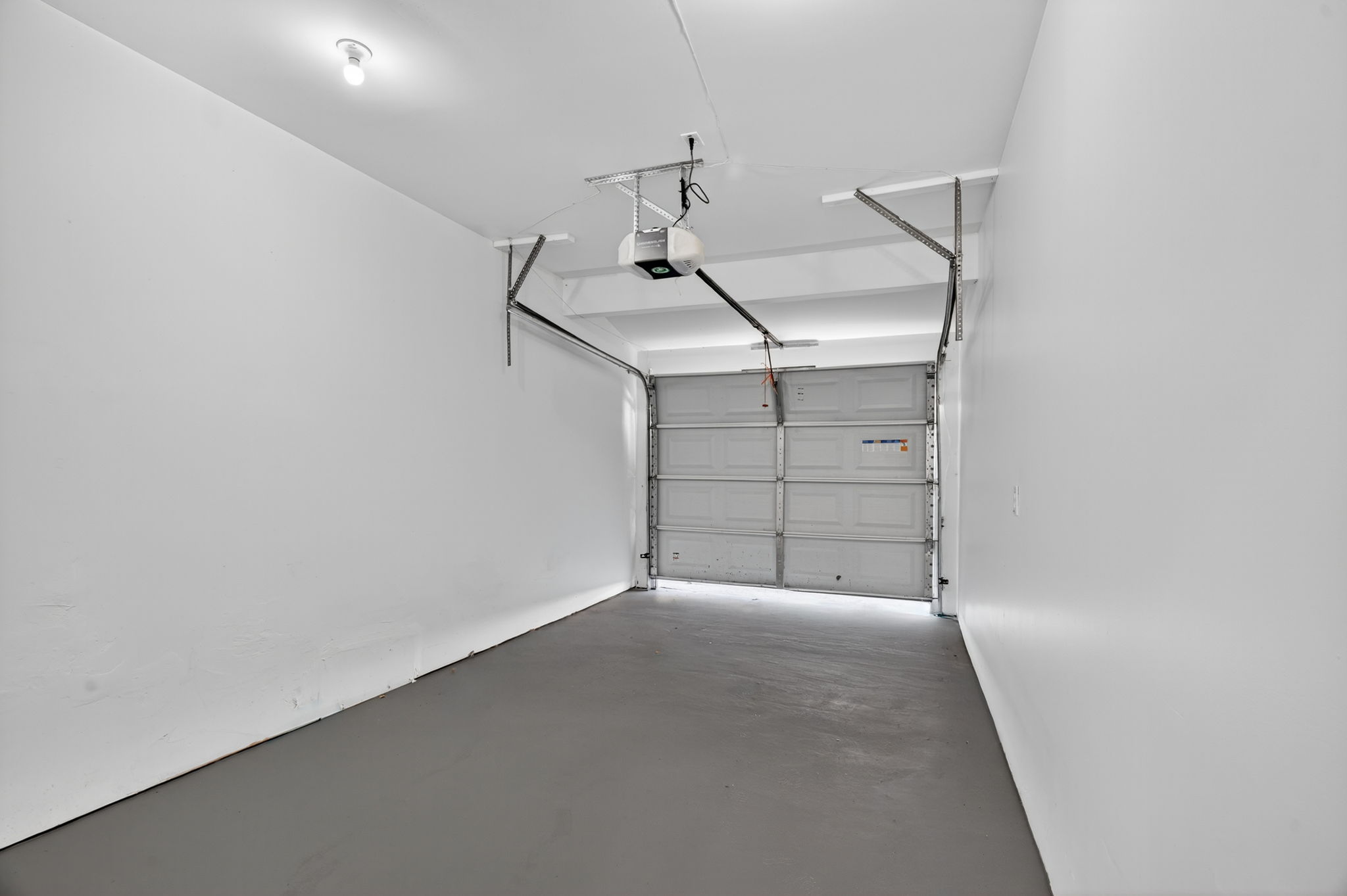 3 Bedrooms Bedrooms, ,2 BathroomsBathrooms,Woodford Homes,For Rent,1371