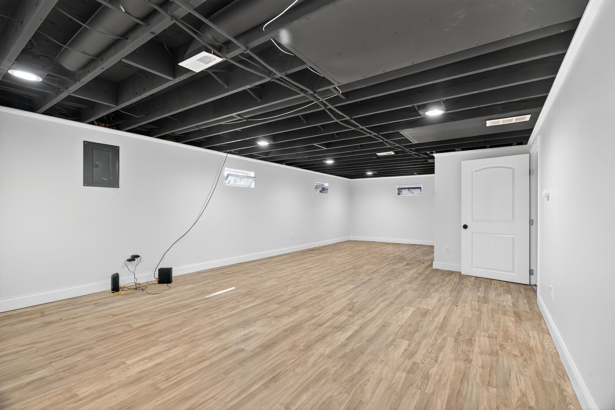 3 Bedrooms Bedrooms, ,2 BathroomsBathrooms,Woodford Homes,For Rent,1371