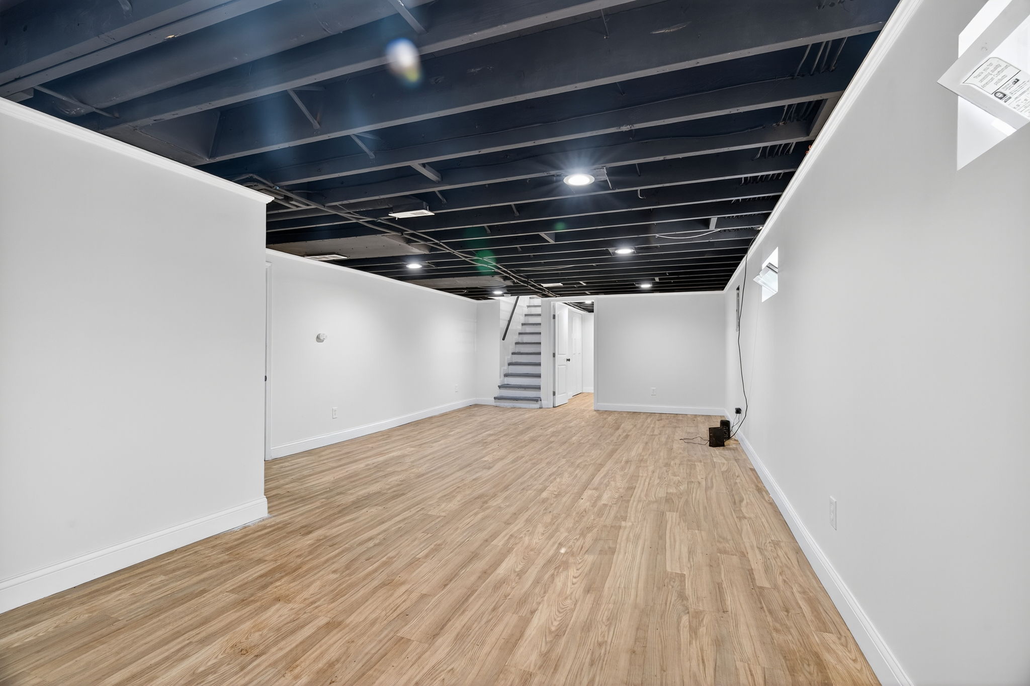 3 Bedrooms Bedrooms, ,2 BathroomsBathrooms,Woodford Homes,For Rent,1371