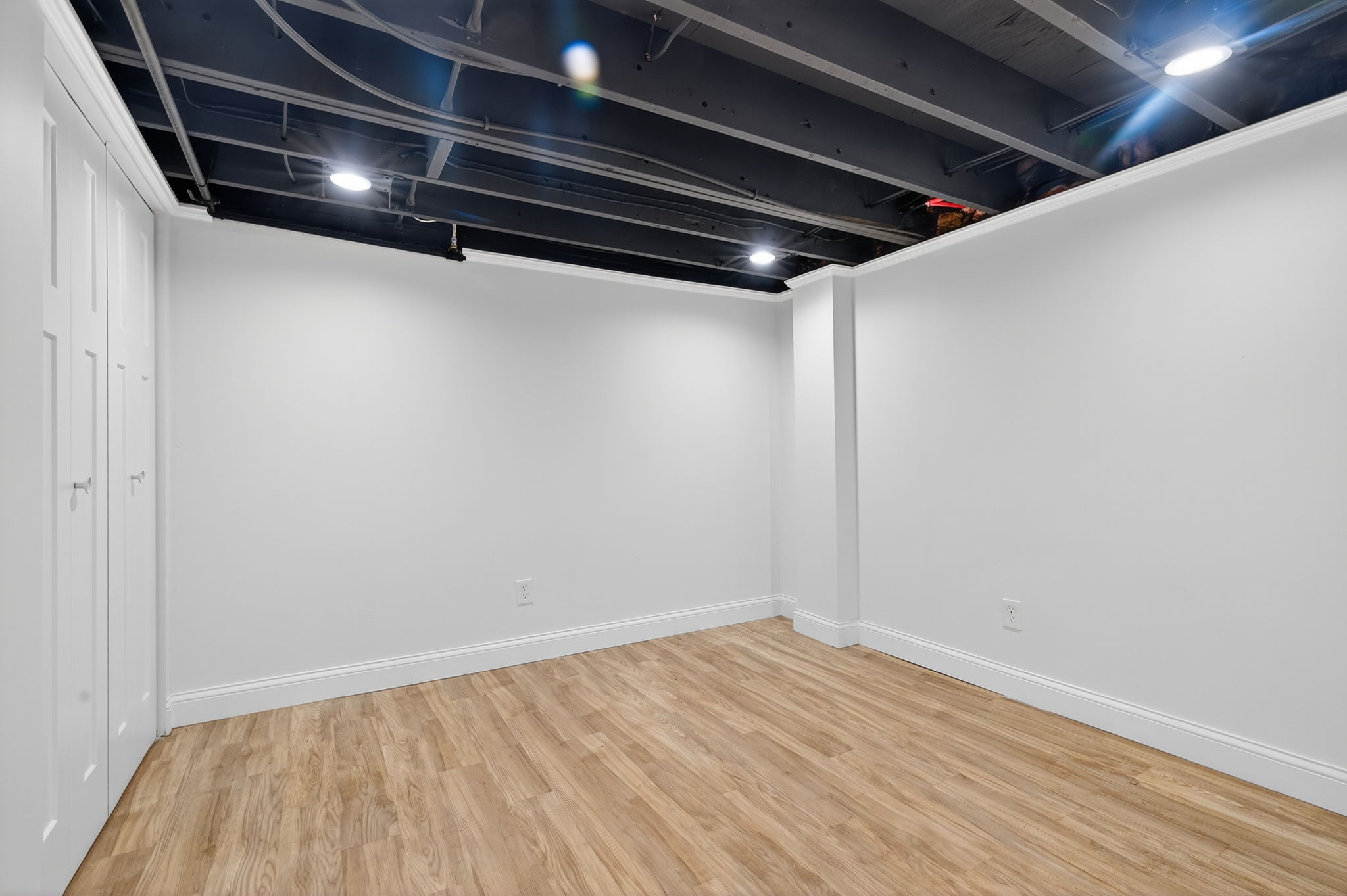 3 Bedrooms Bedrooms, ,2 BathroomsBathrooms,Woodford Homes,For Rent,1371