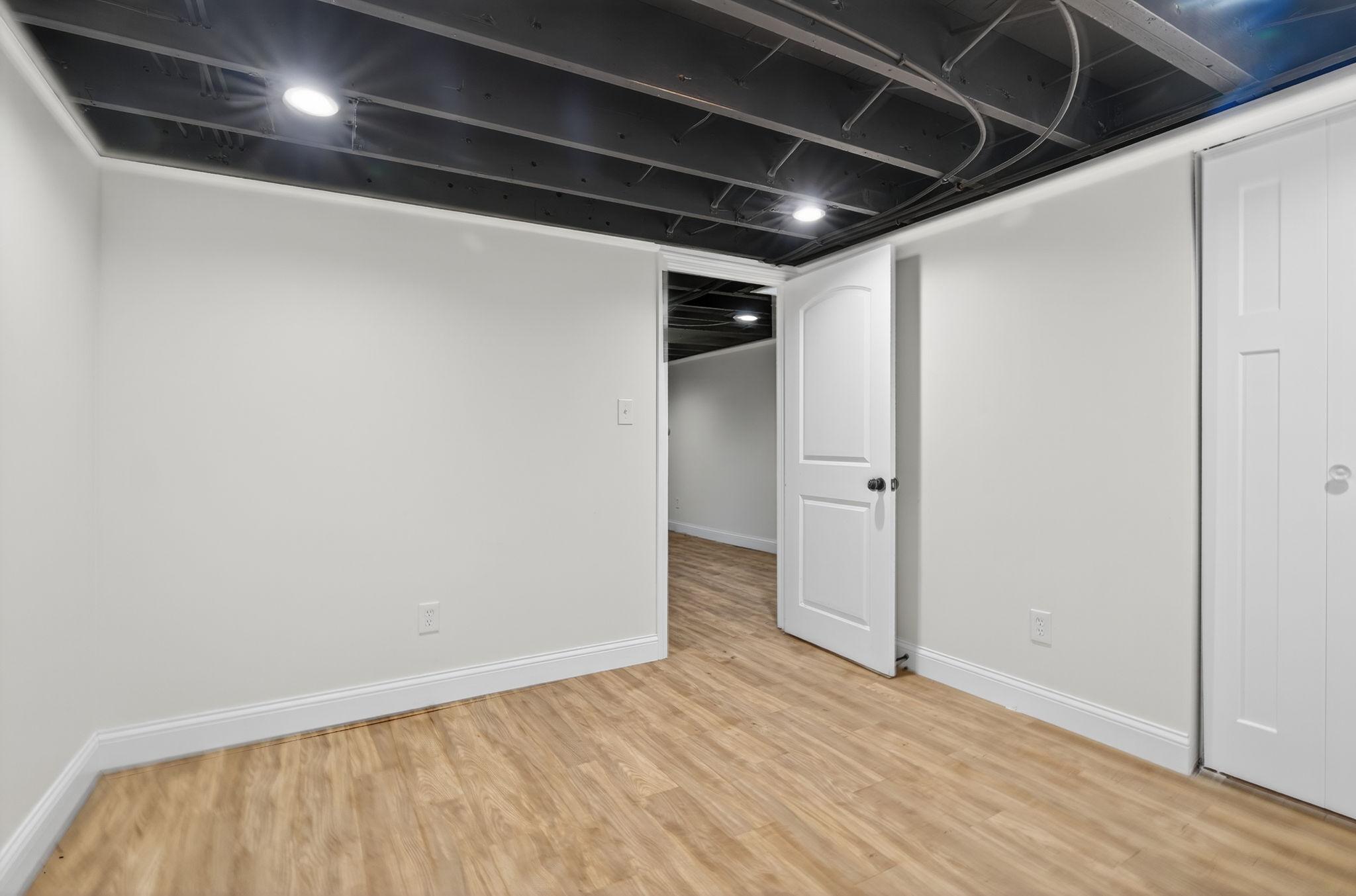 3 Bedrooms Bedrooms, ,2 BathroomsBathrooms,Woodford Homes,For Rent,1371